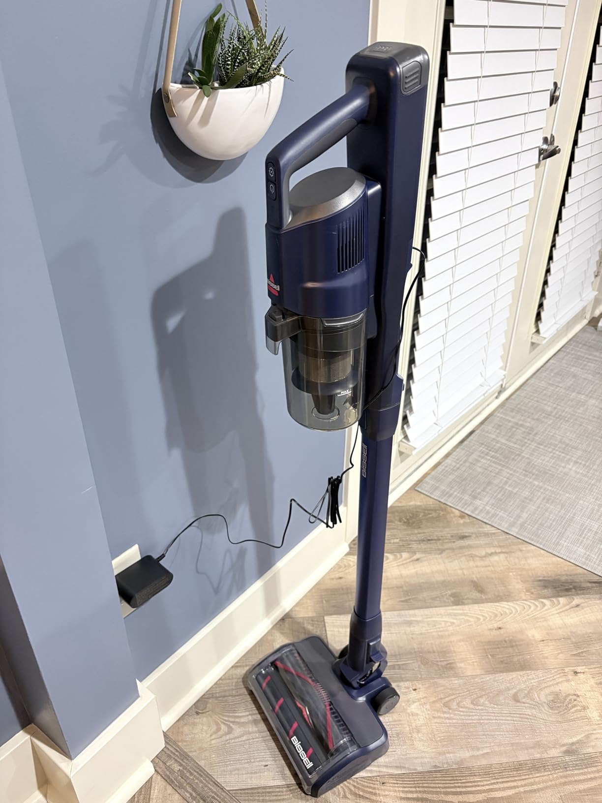 Bissell PowerClean DualBrush 280W Self-Standing Vacuum, 4196K | DualBrush & AutoAdapt technology; self-cleaning brush roll; removable battery; bright headlights customer photo 2