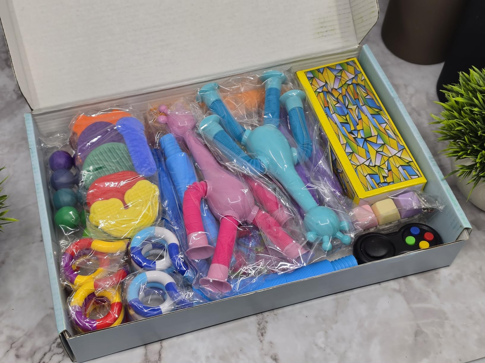 Sensory Toys 25 Pack with Visual Auditory Tactile Fidget Toys for Kids Adults Autism ADHD, Focus Calming Set for Classroom Calm Down Corner Office Desk, Travel Party Favors Gifts customer photo 1