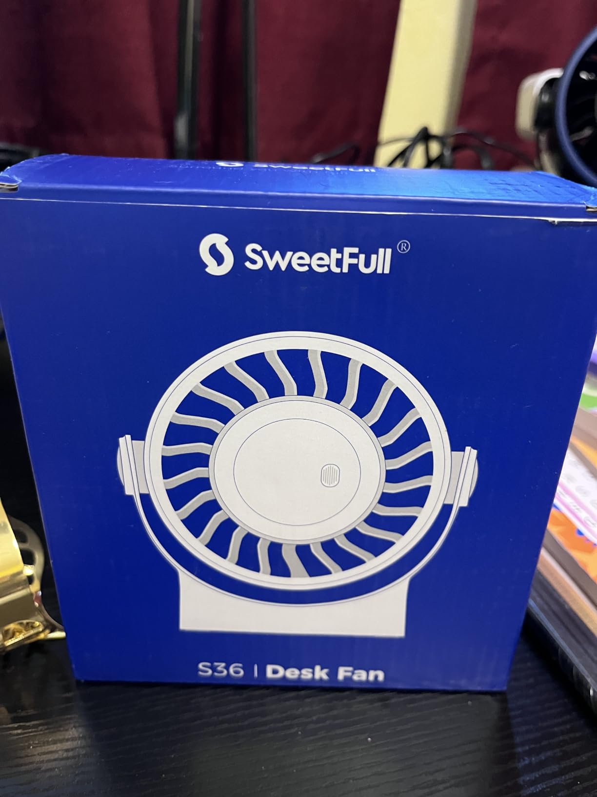 SWEETFULL USB Small Desk Fan, 5 Inch Mini Personal Desktop Fan, 4 Speeds, 360° Adjustable Tilt customer photo 2