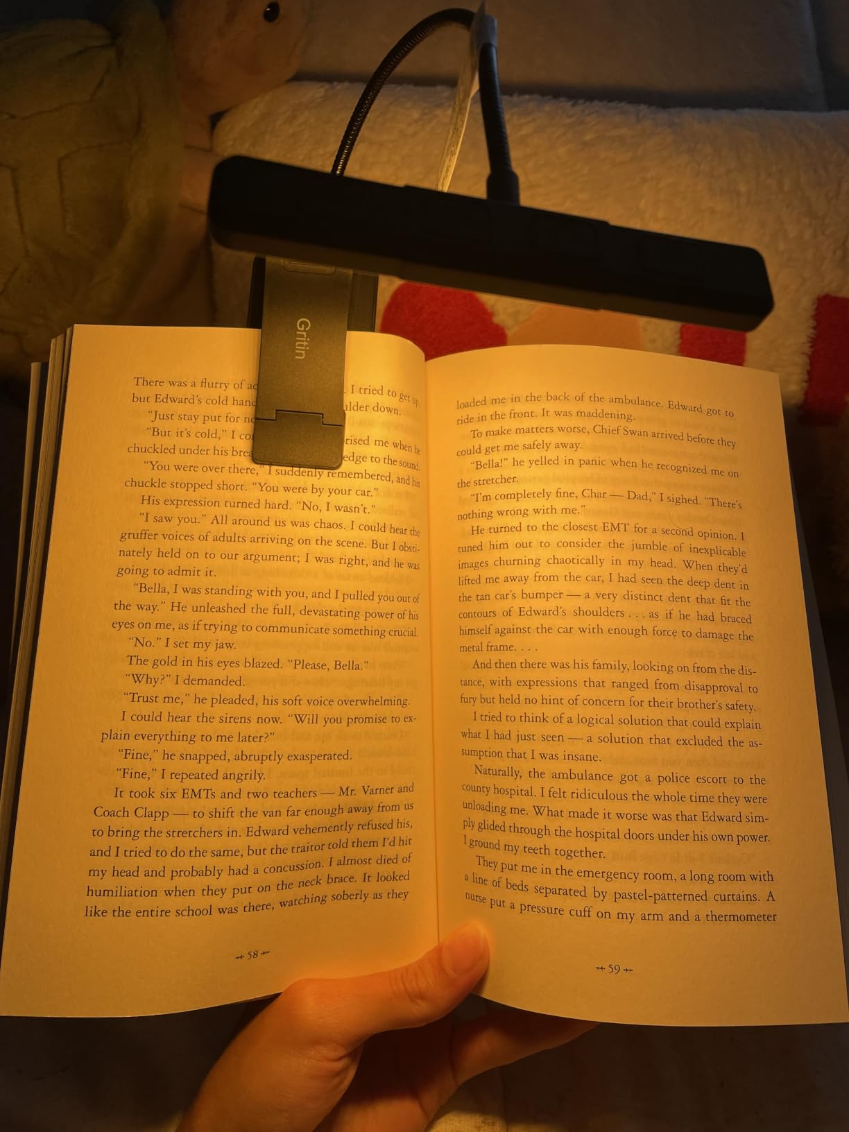 Gritin 2026 Gen 2 Book Light for Reading - 32 Eye Caring Full Spectrum LED | 5 Colors & 5 Brightness, Adjustable Wide/Narrow Beam, Upgrade 1500mAh Long-Lasting Rechargeable Clip on Light for Book Lovers customer photo 1