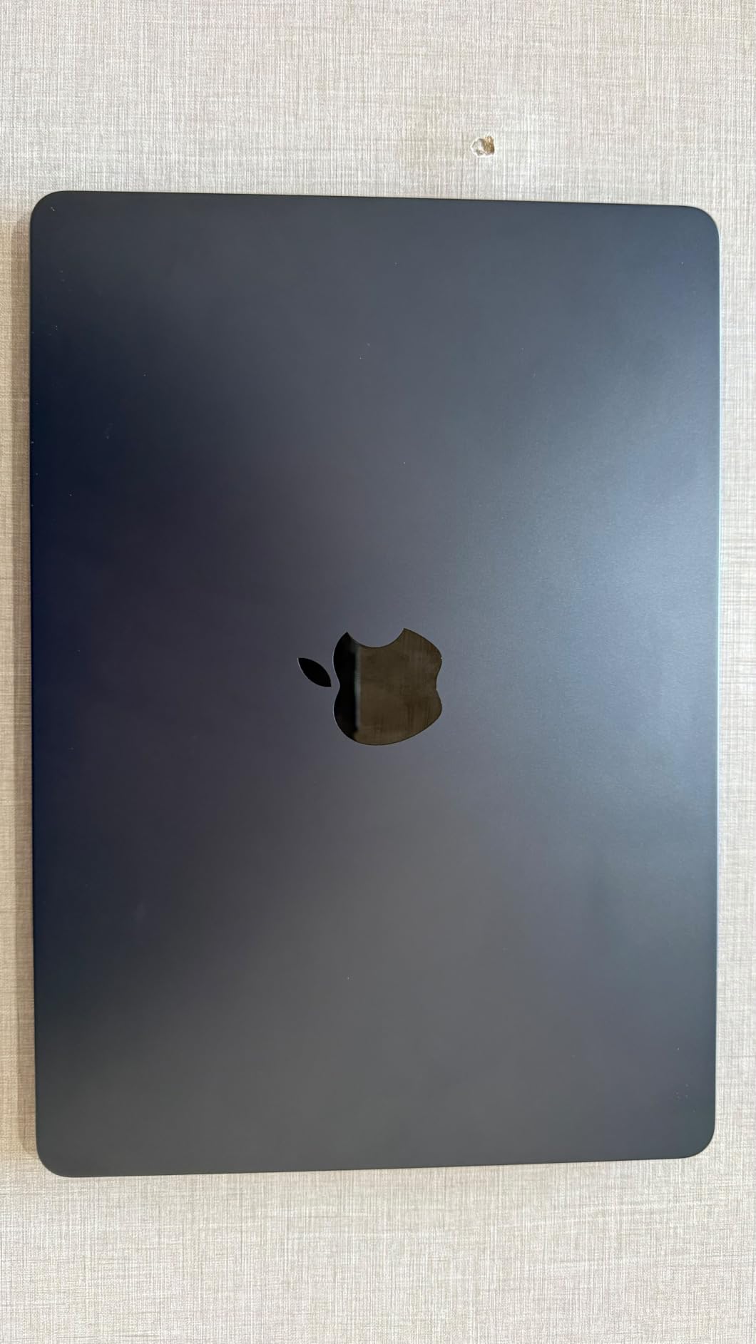 Apple 2026 MacBook Air 13-inch Laptop with M5 chip: Built for AI, 13.6-inch Liquid Retina Display, 24GB Unified Memory, 1TB SSD, 12MP Center Stage Camera, Touch ID, Wi-Fi 7; Starlight customer photo 2