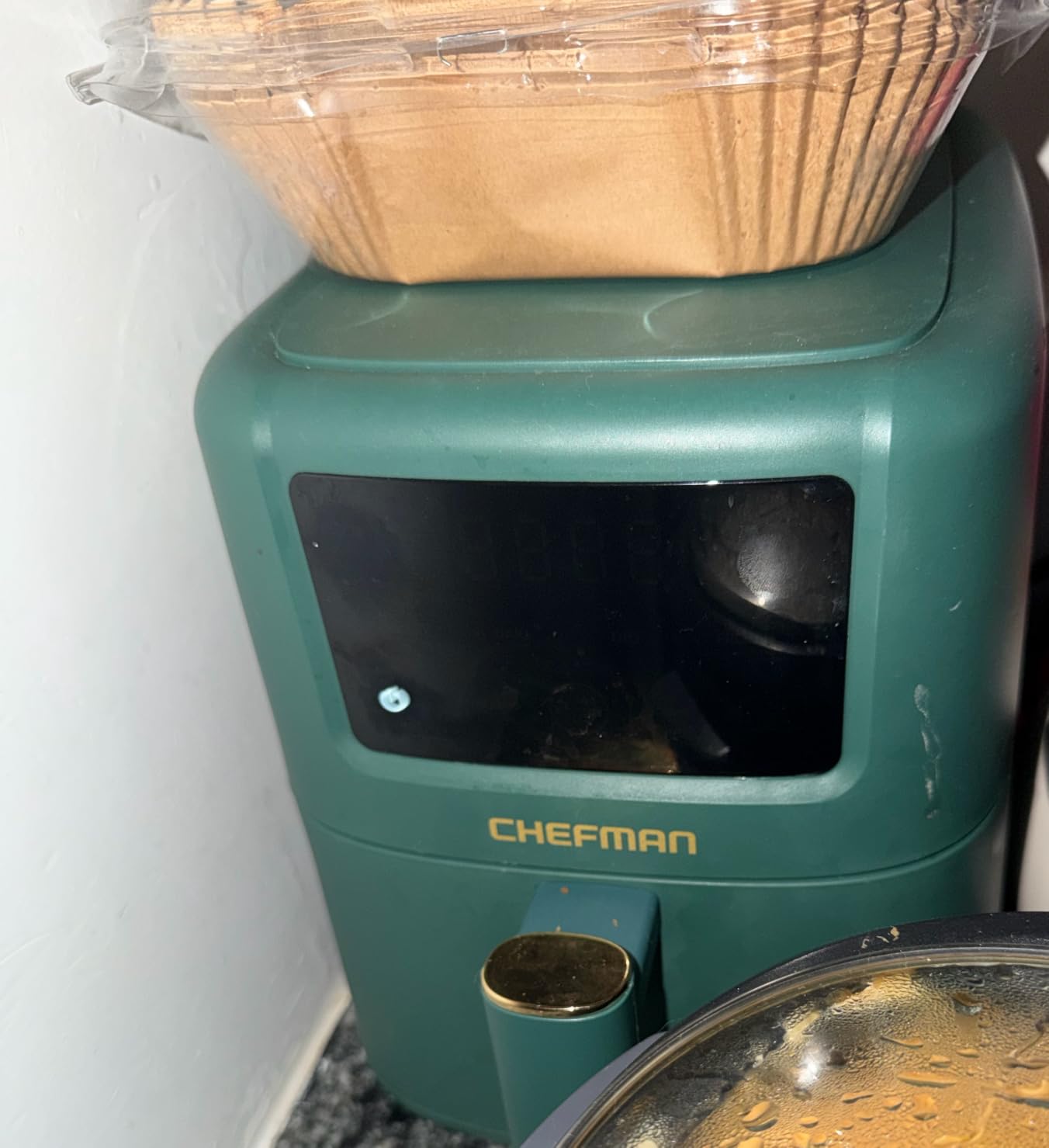 Chefman Compact Air Fryer 3.5 QT - Slim Design Fits Small Kitchens, 4-in-1 Air Fry, Bake, Dehydrate, Frozen, 450°F Max Temp, Narrow Footprint Saves Counter Space, Nonstick Ceramic, Dishwasher-Safe customer photo 1