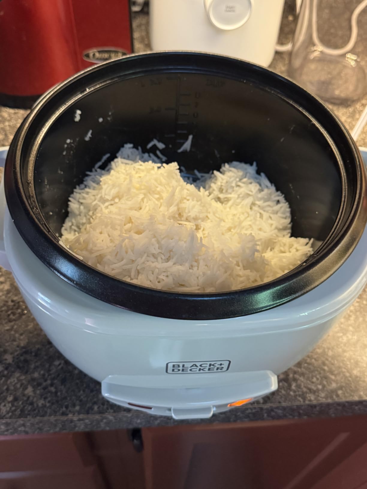 BLACK+DECKER 3-Cup Rice Cooker with Ceramic Pot, Surf Spray | Compact rice cooker with ceramic nonstick pot, automatic keep warm and one-touch operation. customer photo 2