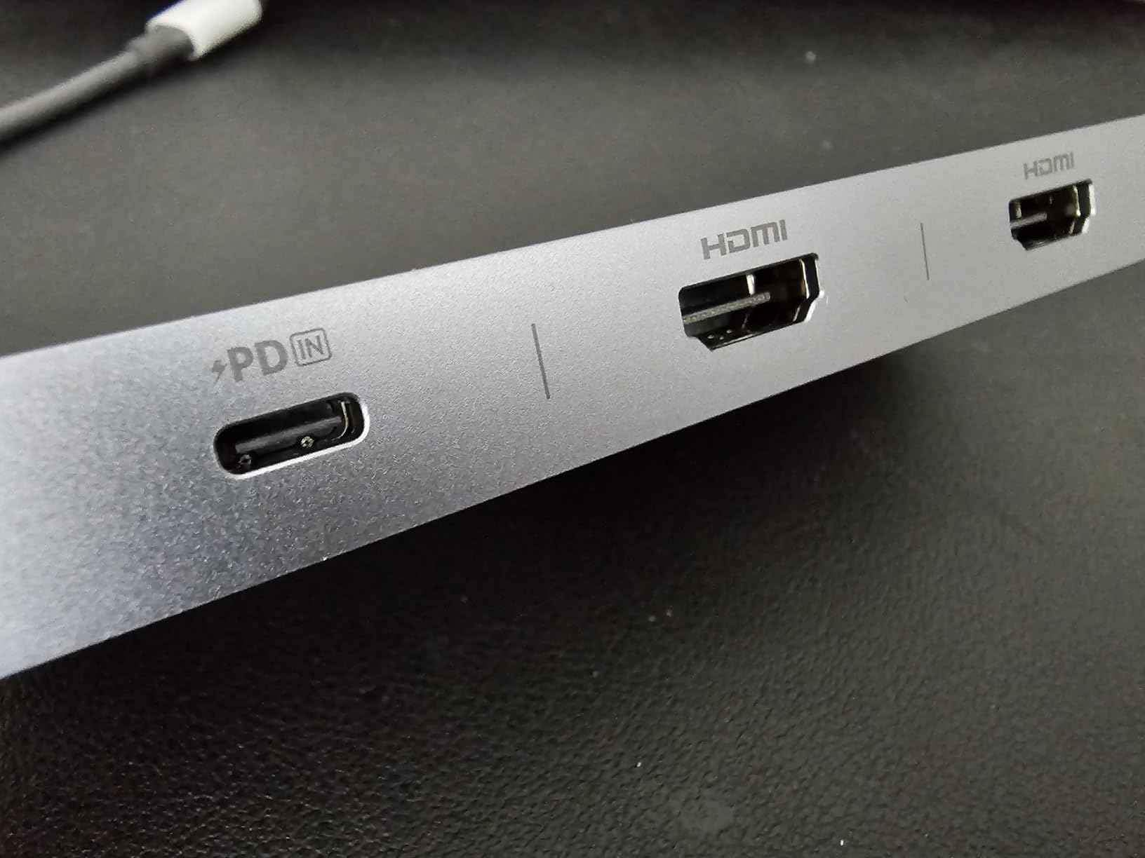 Anker Nano Laptop Docking Station Dual Monitor, 8-in-1 USB C Dock with 4K@60Hz HDMI, 10Gbps 1 USB-C, 2 USB-A, 85W PD, SD/TF Card Reader, for Dell,Lenovo, HP, and Windows Laptops (Charger Not Included) customer photo 2
