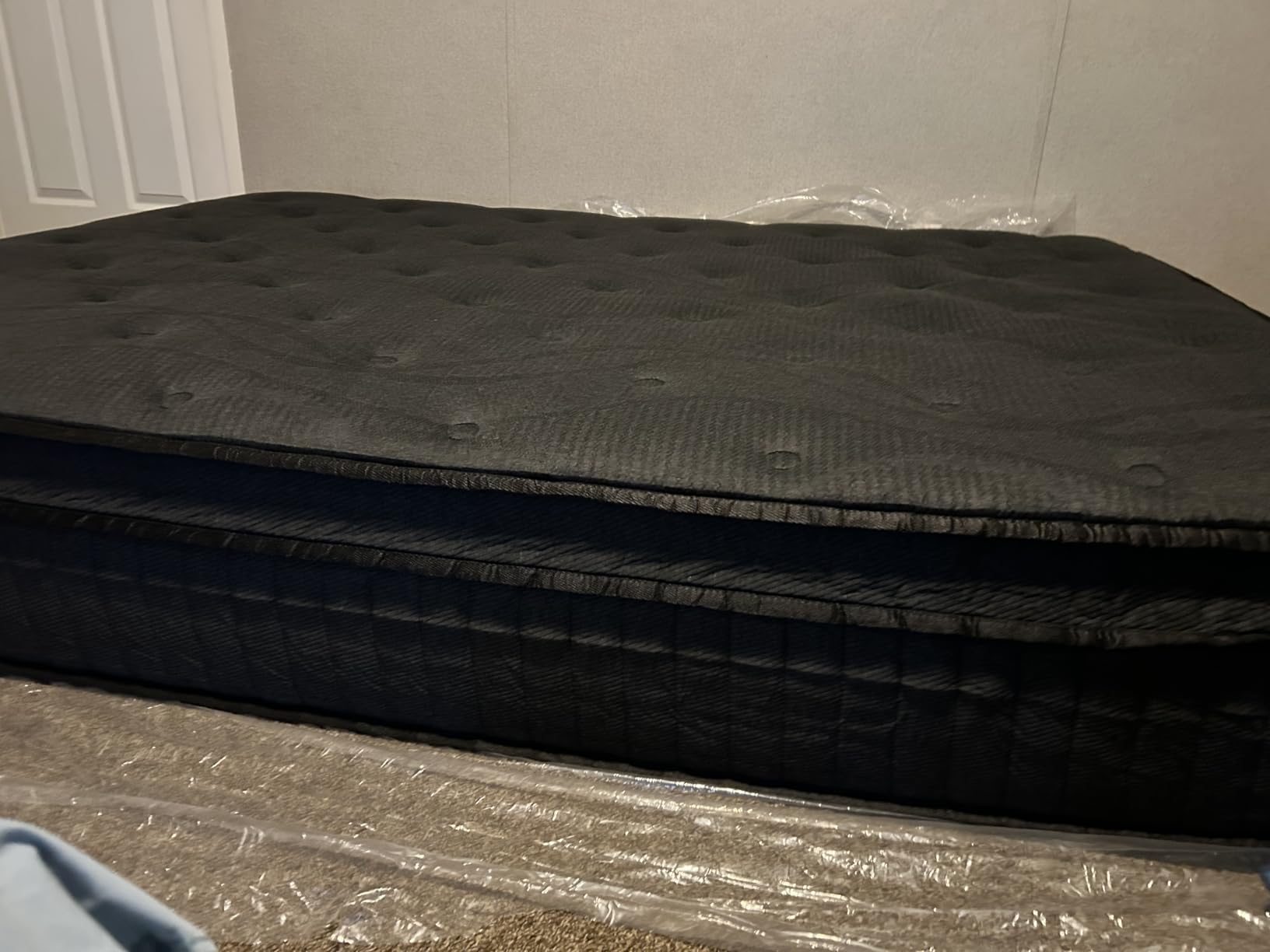 Queen Mattress 14 Inch, Hybrid Spring Mattress, Medium Firm | Cool Sleep & Pressure Relief, Fiberglass-Free, CertiPUR-US, Motion Isolation, Bed in a Box customer photo 2