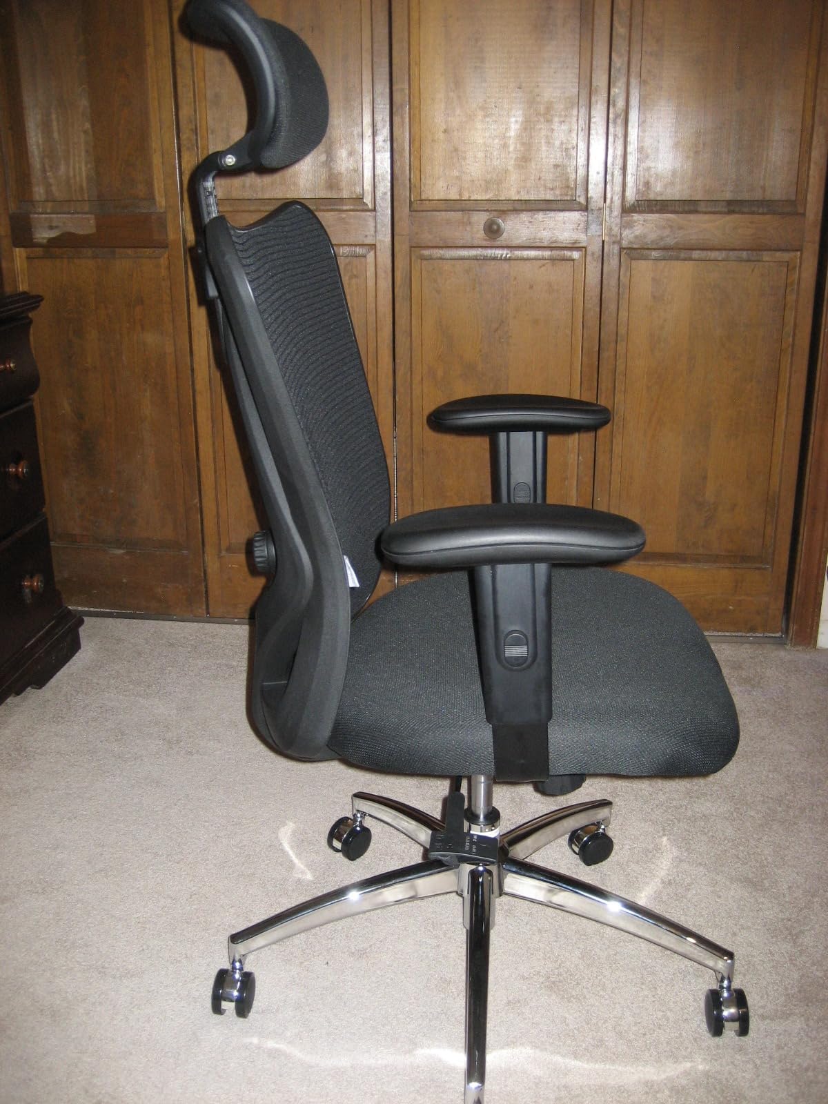SIHOO B100 Mesh Office Chair, Comfy Ergonomic Office Chair | Mesh Office Chair with Adaptive Lumbar Support, Desk Chair with Wide Headrest, 300 LBS Grey customer photo 2