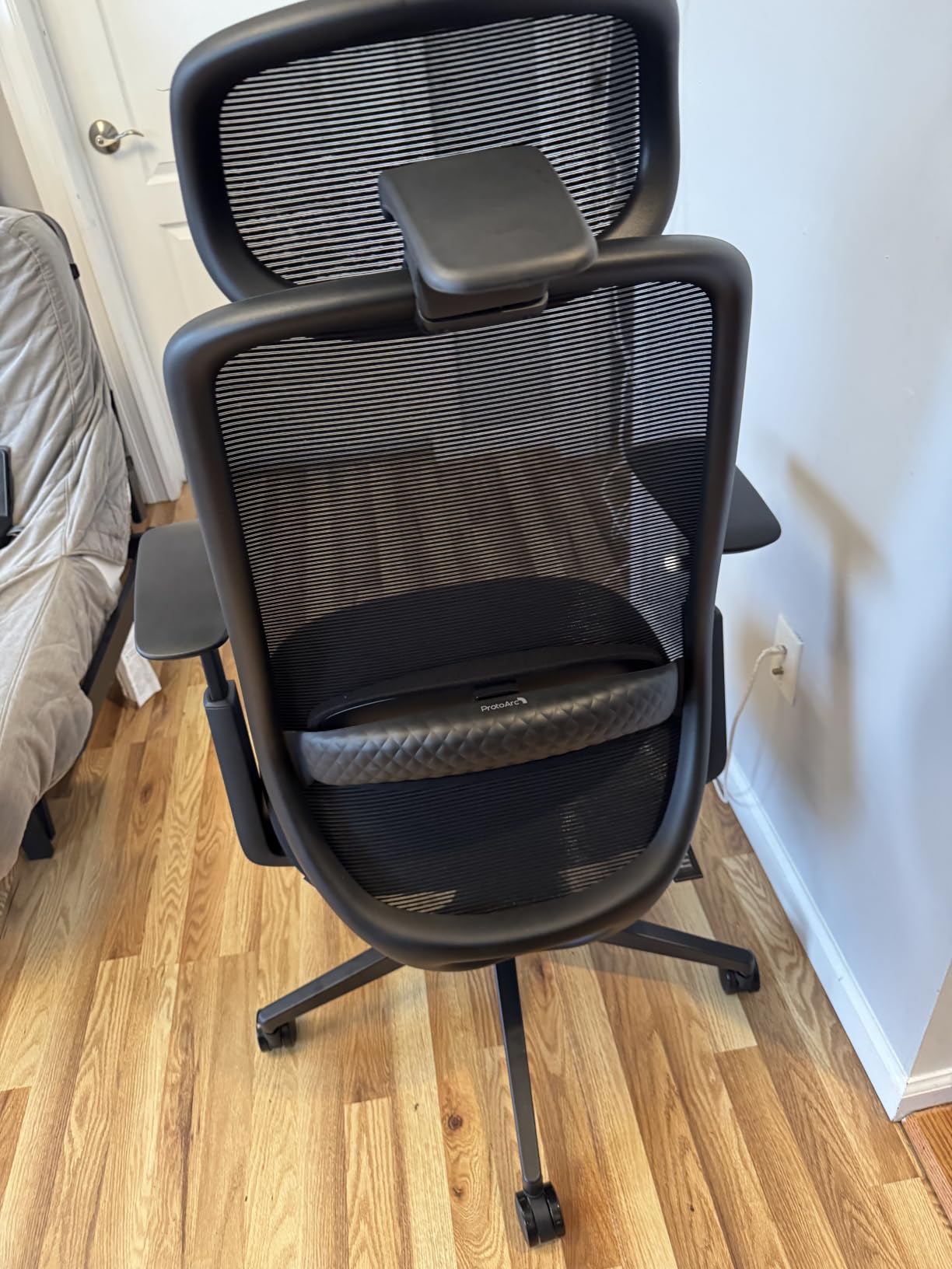 ProtoArc EC200 Ergonomic Office Chair with Adjustable Seat Depth, Lumbar Support, High-Back Mesh Desk Chair, Home Office 8+ Long Hours Sitting, For Remote Workers & Programmers, Pure Black customer photo 1