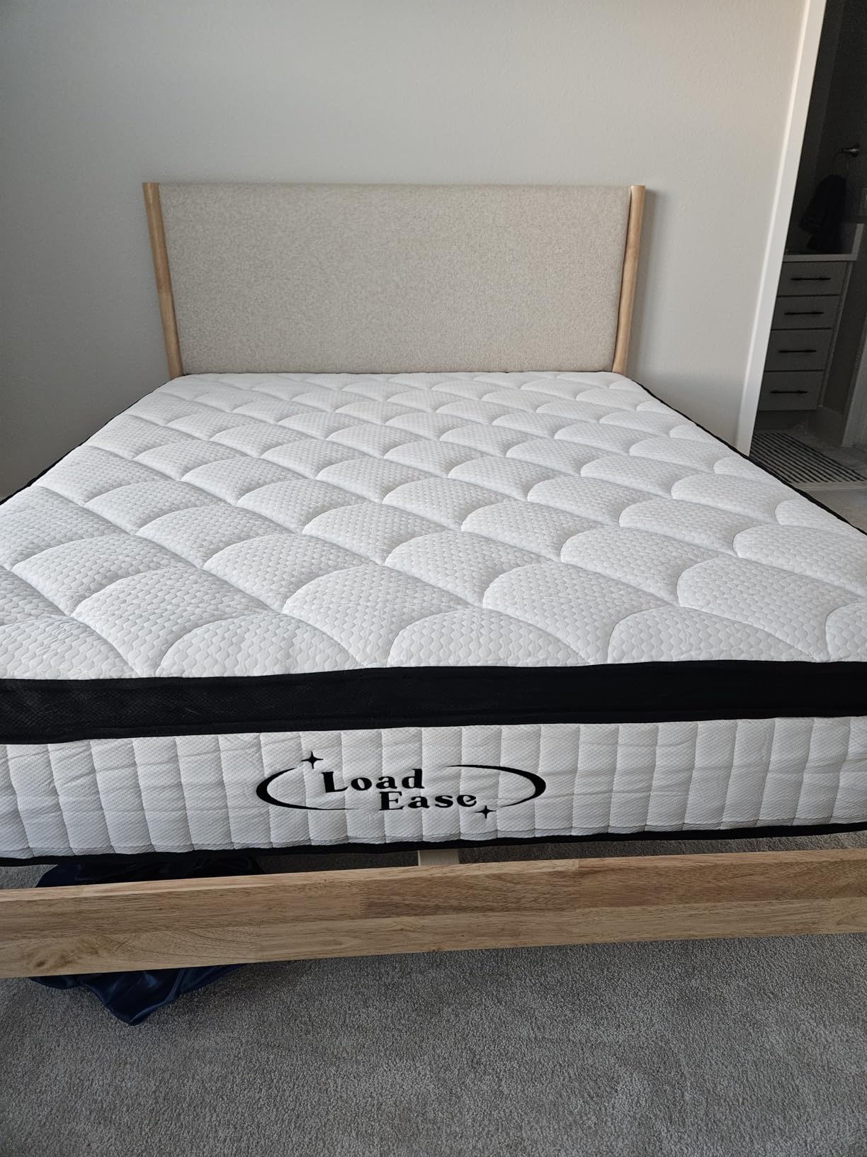 King Size Mattress, 12 Inch Hybrid Mattress King Size in a Box, Medium Firm customer photo 1