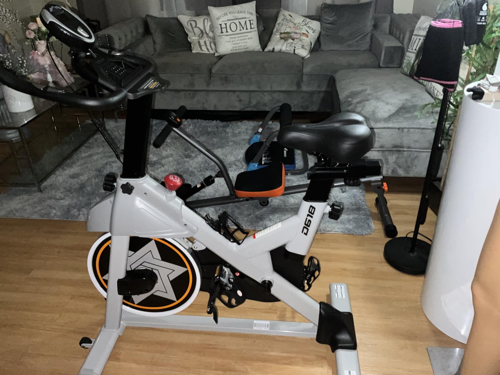 Air Resistance Fan Exercise Bike, Upright Stationary Indoor Cycling Bike, Bluetooth Connected Fan Bike with Dual Action Handlebars and Dual-Layer Transmission System for Home Gym Full-Body Cardio Exercise customer photo 1