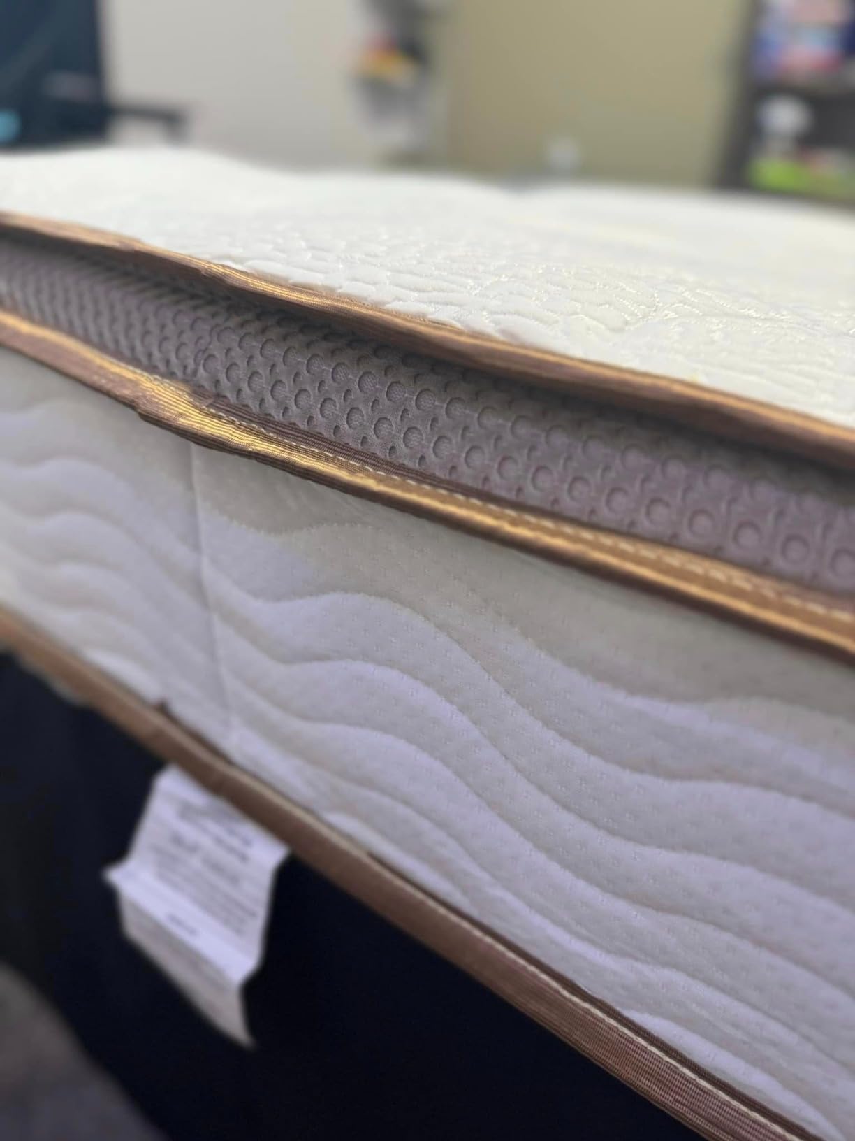 BedStory Firm Queen Mattress, 14 Inch Cooling Hybrid Mattress for Back Pain | 7-Zone Targeted Support, Spine Alignment, Breathable, Low Motion Transfer, Fiberglass-Free, CertiPUR-US Foam, 365-Night Trial customer photo 1