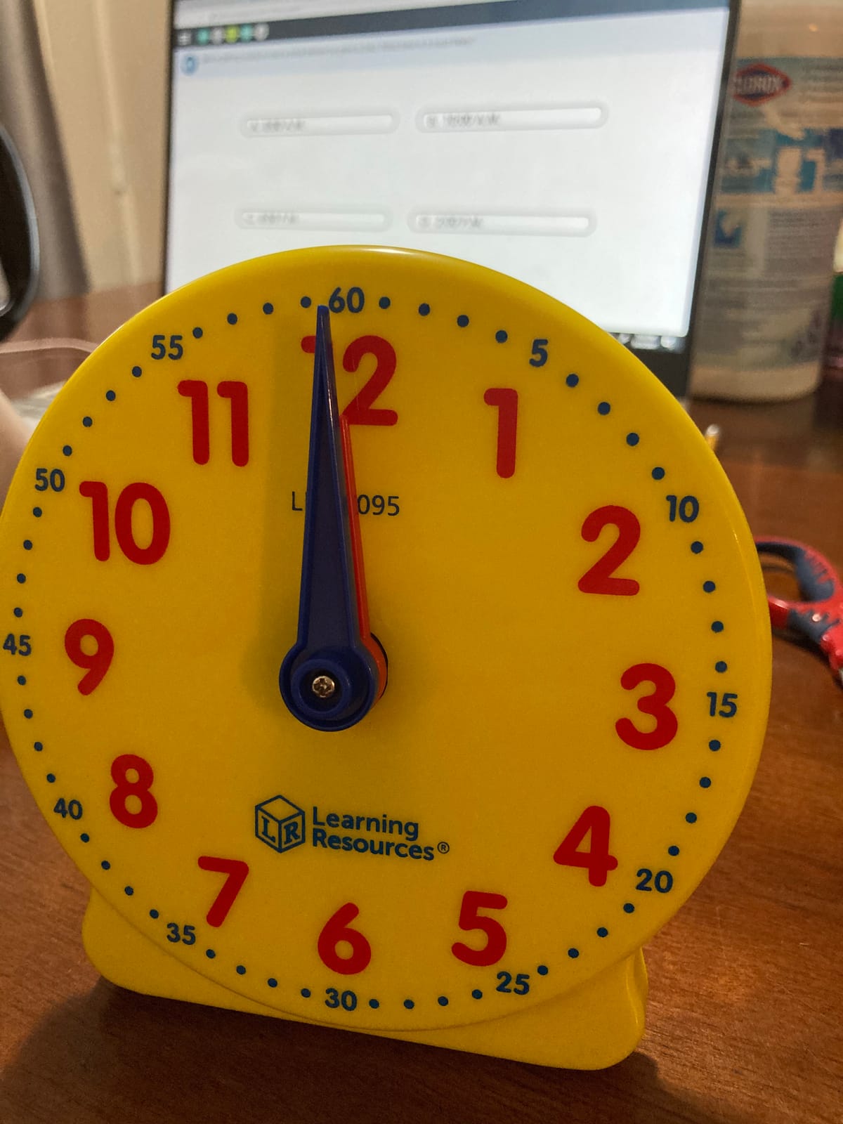 Learning Resources Big Time Student Clock, Teaching & Demonstration Clock, Develops Time and Early Math Skills, Ages 5+, Clock for Learning, 12 Hour,Back to School Gifts customer photo 1