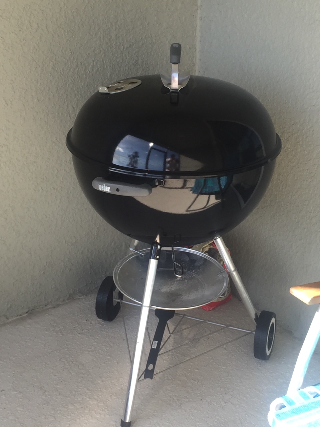 Weber® Original Kettle Charcoal Grill, 22-Inch, Black customer photo 1