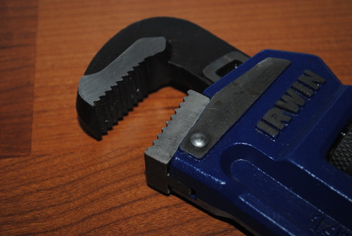 IRWIN VISE-GRIP Pipe Wrench, Cast Iron, SAE, 2-1/2-Inch Jaw, 18-Inch Length (45619) customer photo 2