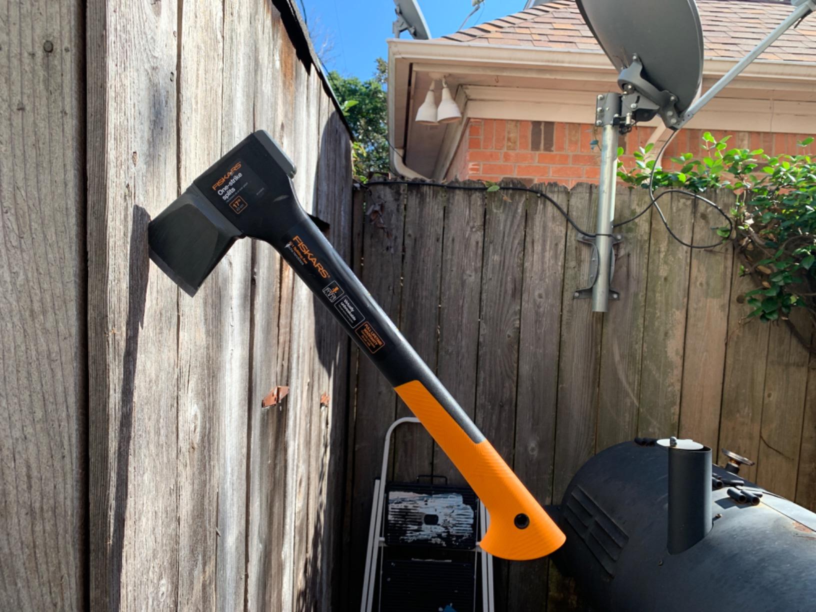 Fiskars X11 Splitting Axe 17