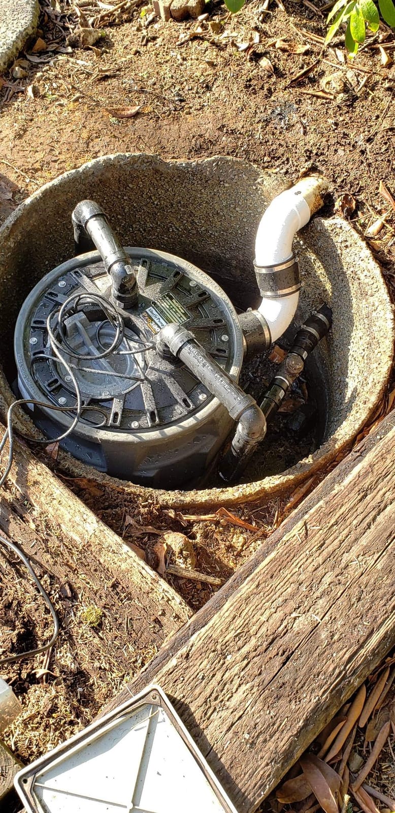 Liberty Pumps P382LE41 4/10-Horse Power 24 by 24-Inch Pro380 Series Simplex Sewage System customer photo 1