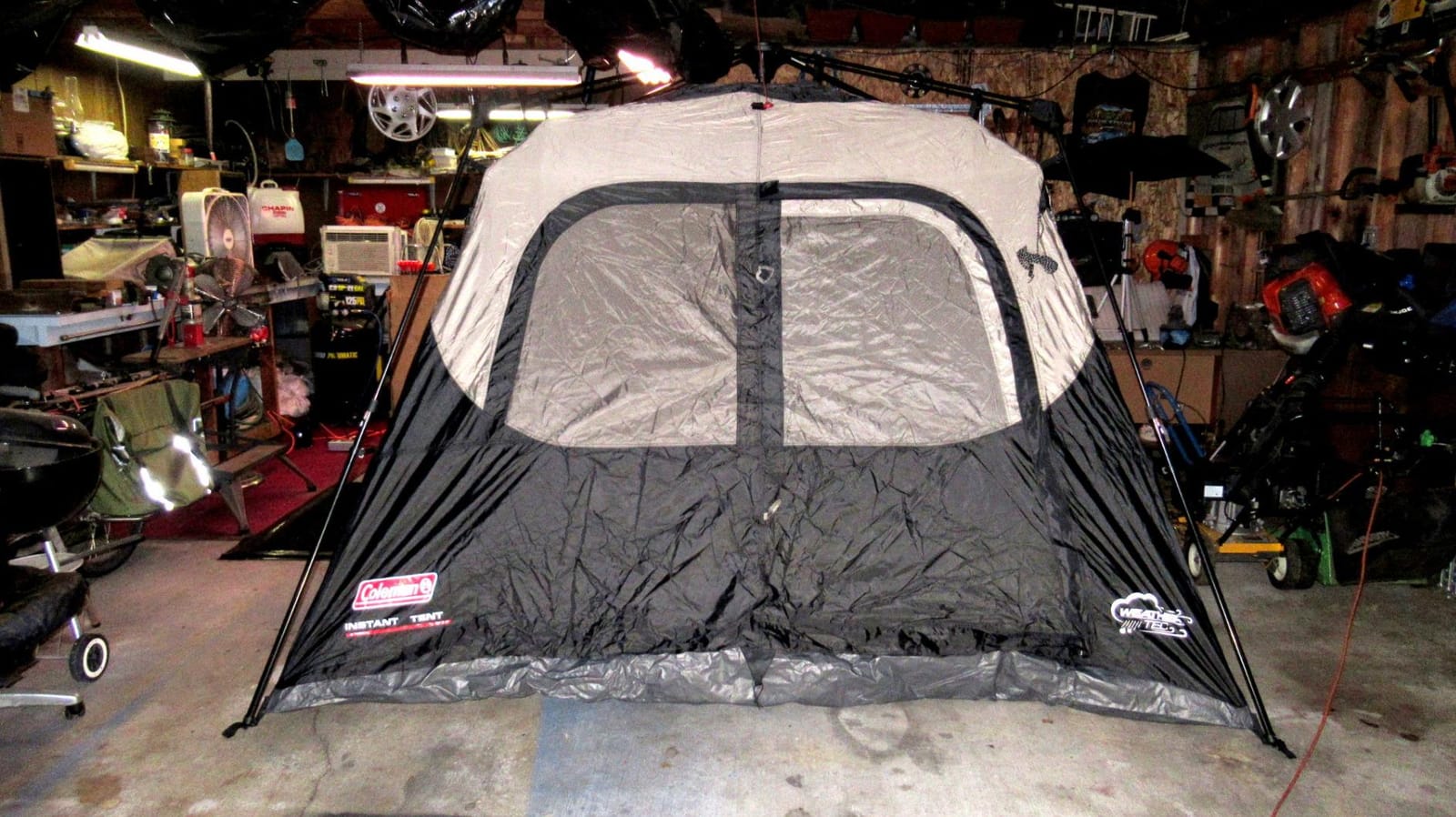 Coleman 4/6/8/10 Person Instant Camping Tent with 1-Minute Setup customer photo 2