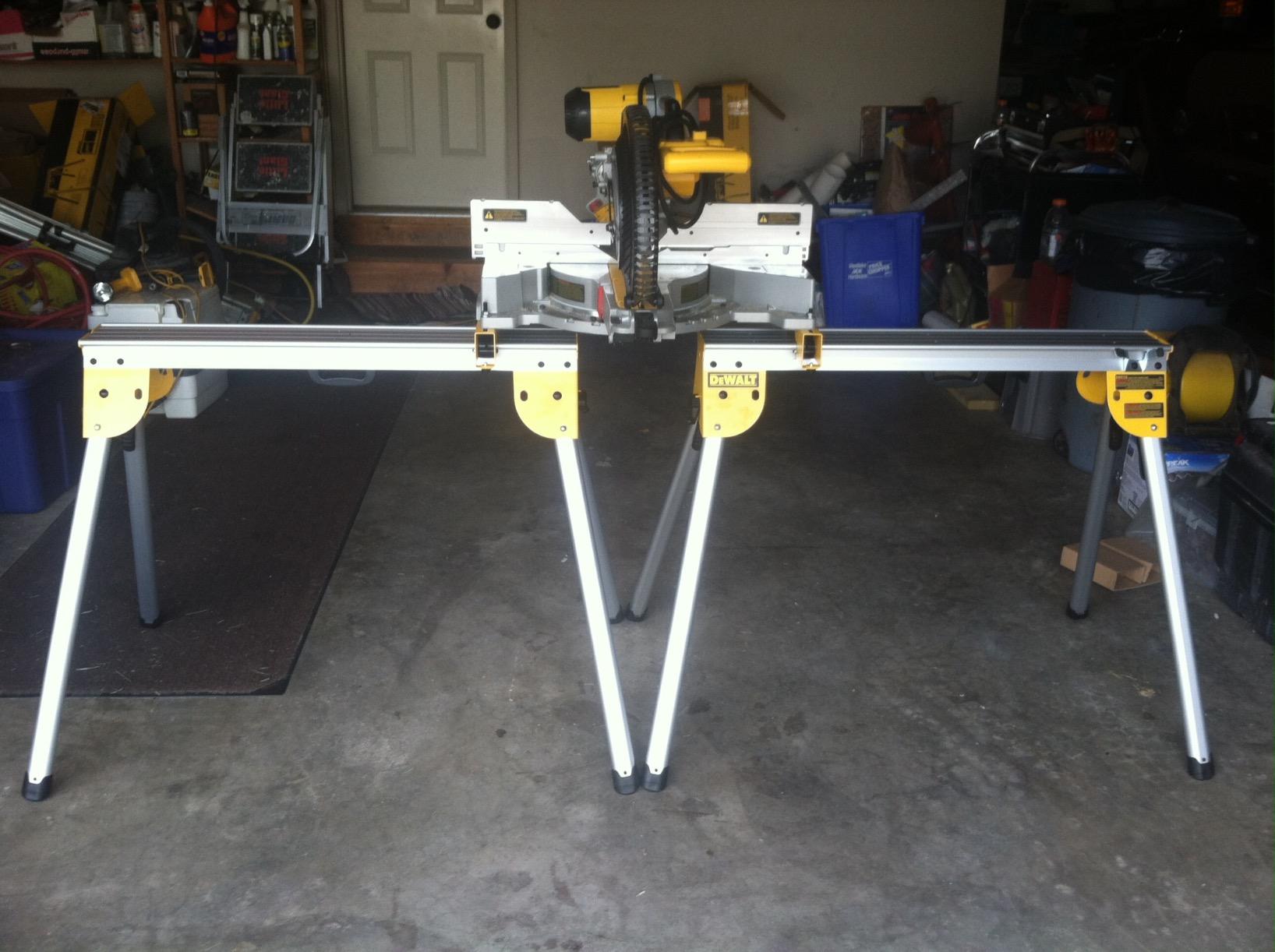 DEWALT Miter Saw Stand, Heavy Duty with Miter Saw Mounting Brakets, Tool Only (DWX725B) customer photo 2