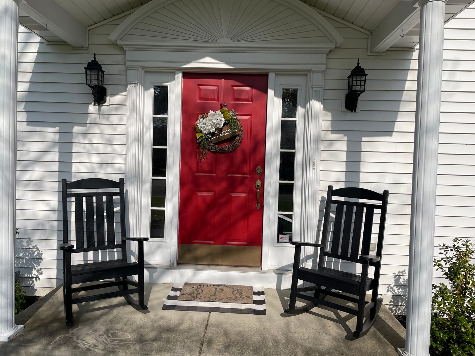 POLYWOOD Presidential Rocking Chair in White customer photo 1