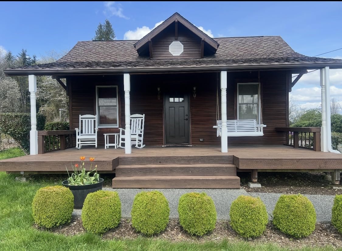 POLYWOOD Presidential Rocking Chair in White customer photo 2