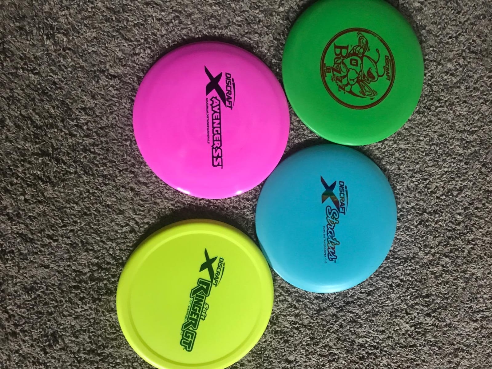 Discraft Deluxe Disc Golf Set (4 Disc and Bag) Models and Plastic Blends May Vary customer photo 2