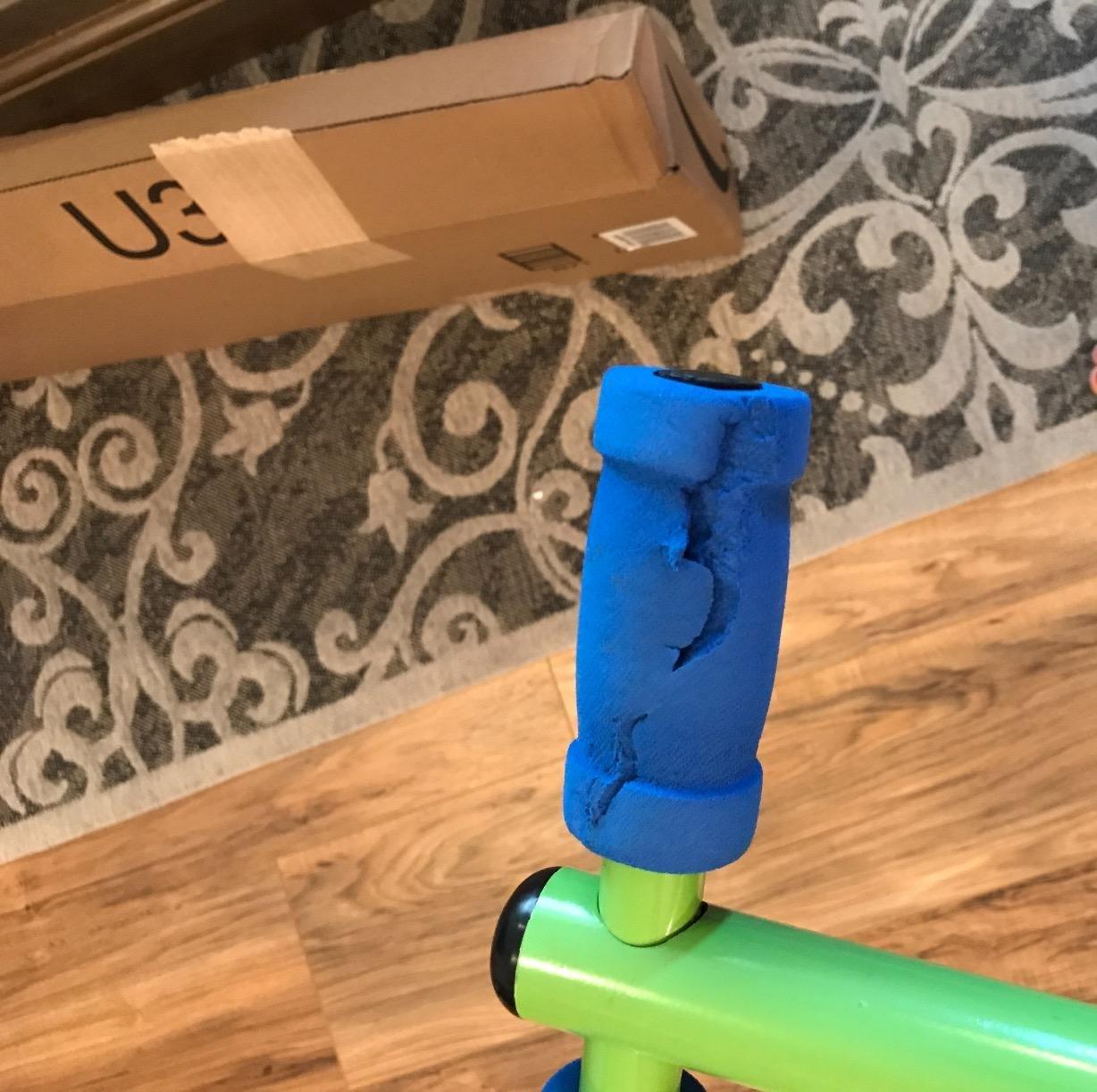 Geospace Jumparoo Boing! JR. Steel Pogo Stick for Kids of 50-90 lbs Weight by Air Kicks, Small Size Pogo Stick-Active Outdoor Fun Toy for Boys and Girls for Exercise, Balance,Coordination (Purple) customer photo 2