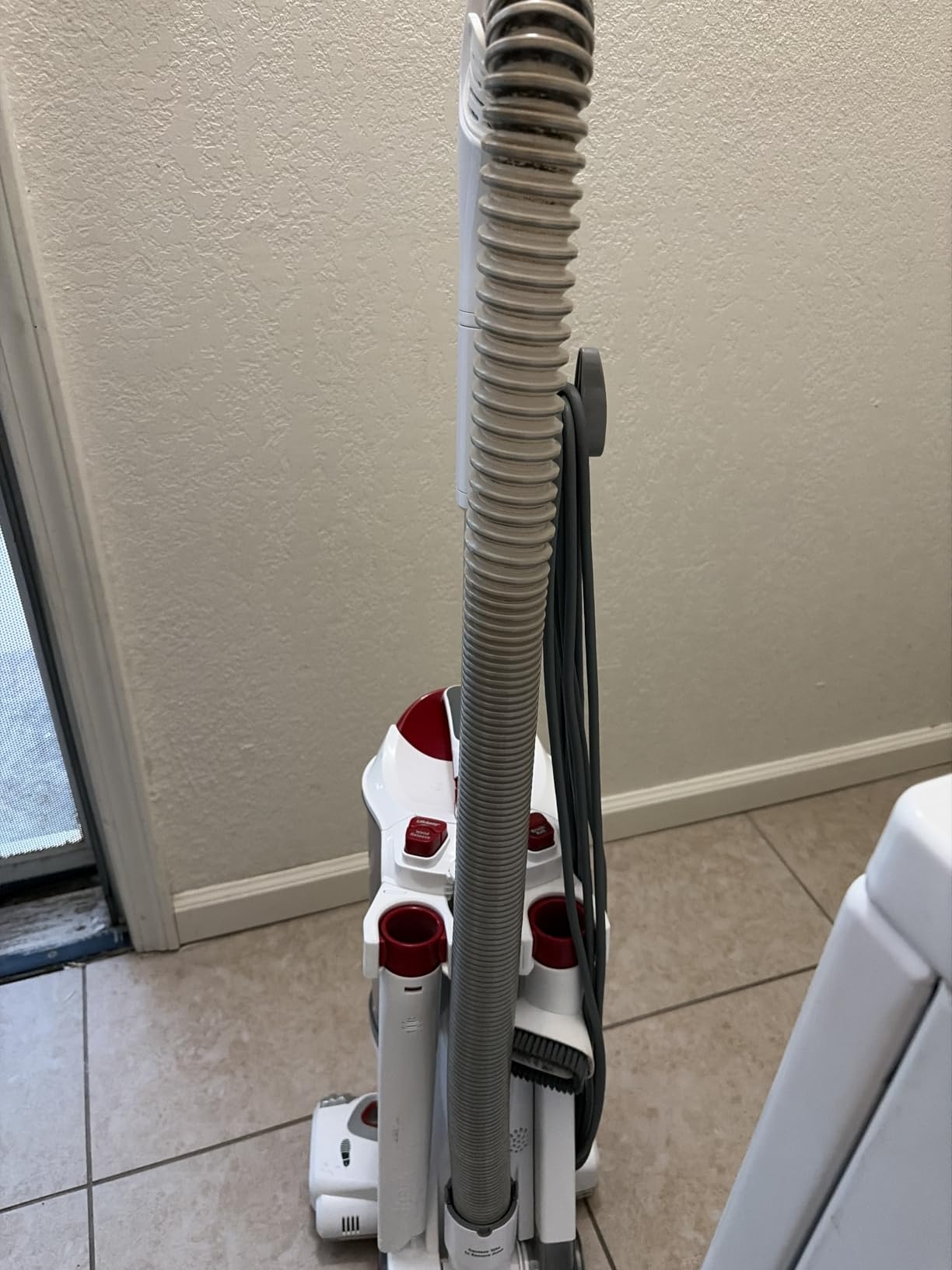 Shark Rotator Lift-Away Upright Vacuum with HEPA Filter, White/Red, NV501 customer photo 2