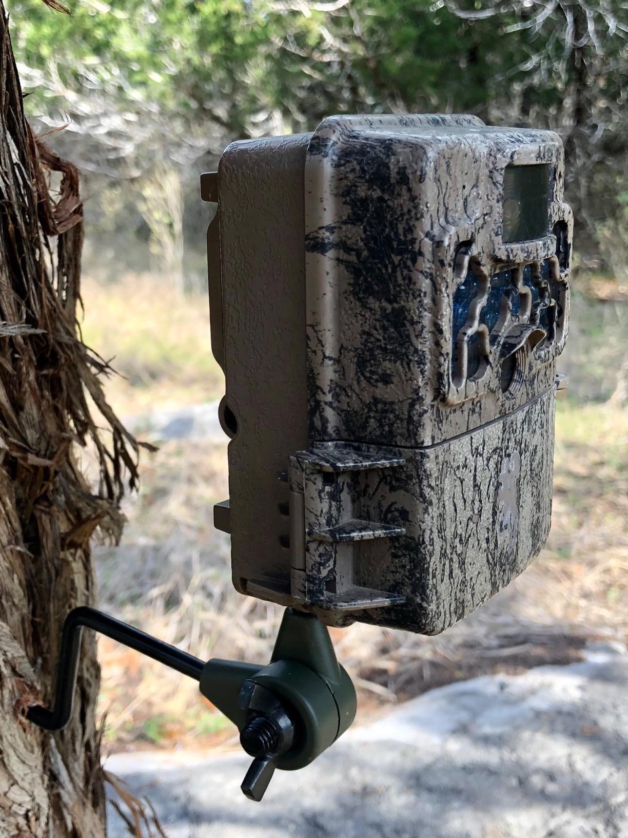 HME Economy Trail Camera Holder with 360-Degree Camera Compact Sturdy Design Easy Installation & Versatile Compatibility customer photo 1