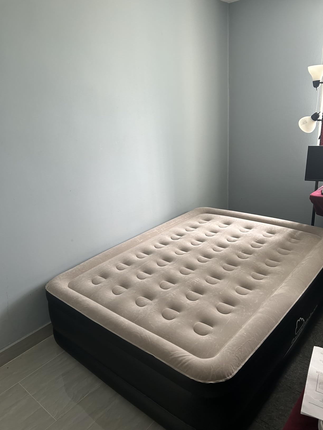 SoundAsleep Dream Series Raised Queen Air Mattress, Built-in Pump, Blue customer photo 1