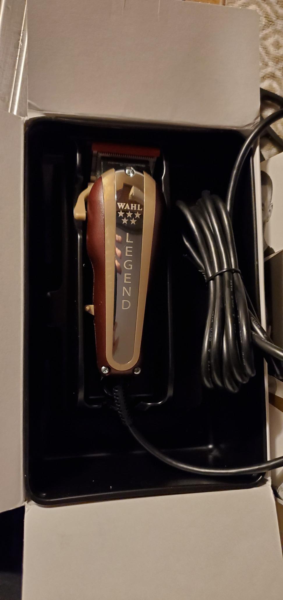 Wahl Professional 5 Star Legend Corded Fading Clipper, Model 8147 | Deep Tooth 2228 Wedge Blade & Extended Lever Widen the Blend Range for Soft Line Fades, 8 Guides, 8 Ft Cord, 16 Oz customer photo 2