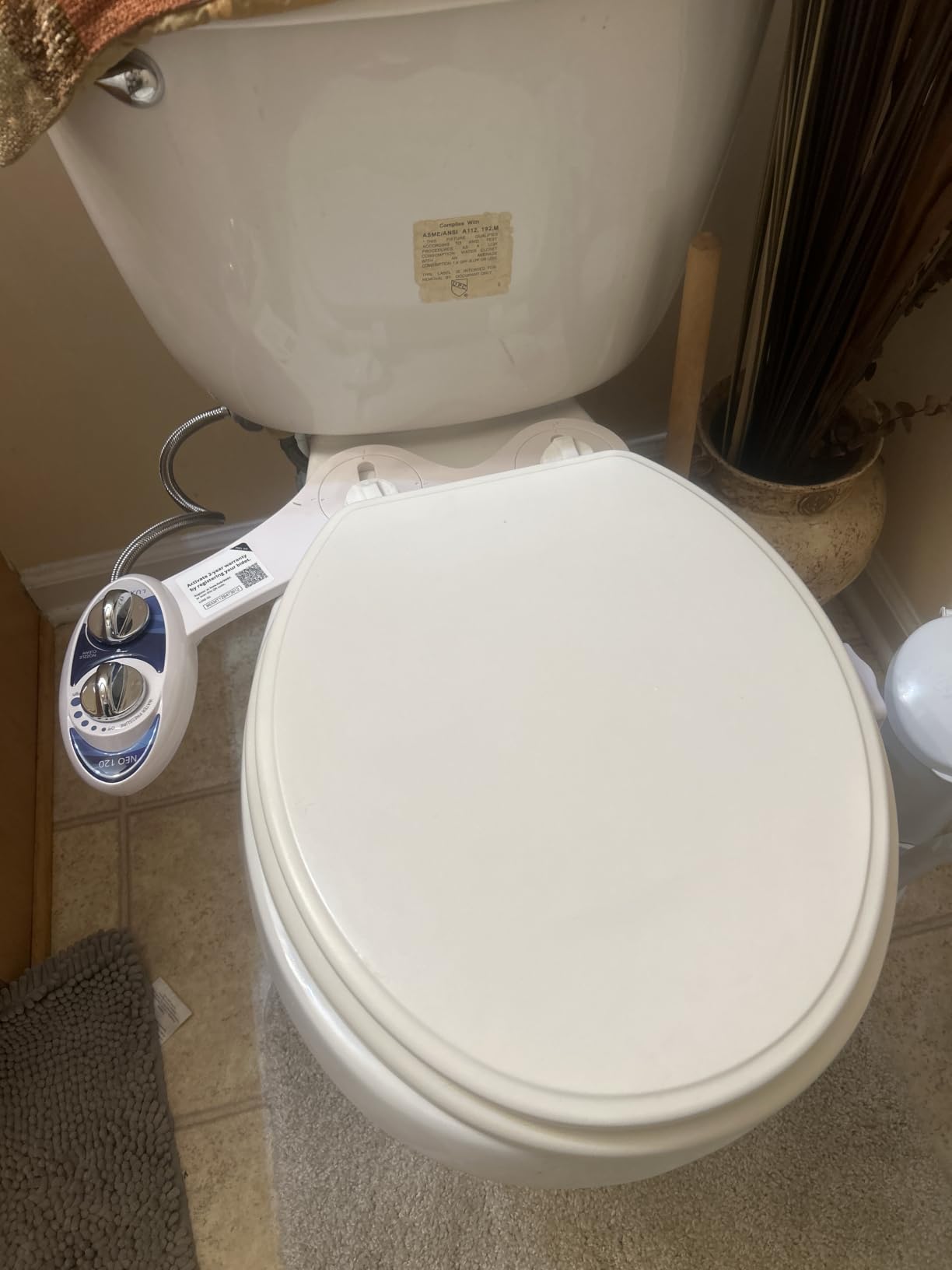 LUXE Bidet NEO 120 - Bidet Attachment for Toilet Seat, White customer photo 1