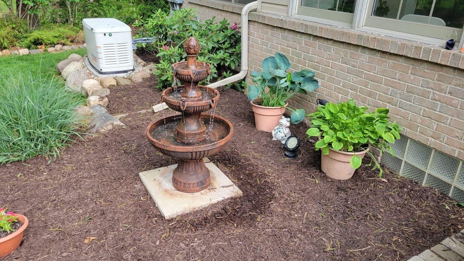 Sunnydaze 43” Flower Blossom 3-Tier Outdoor Water Fountain, Electric, Black customer photo 1