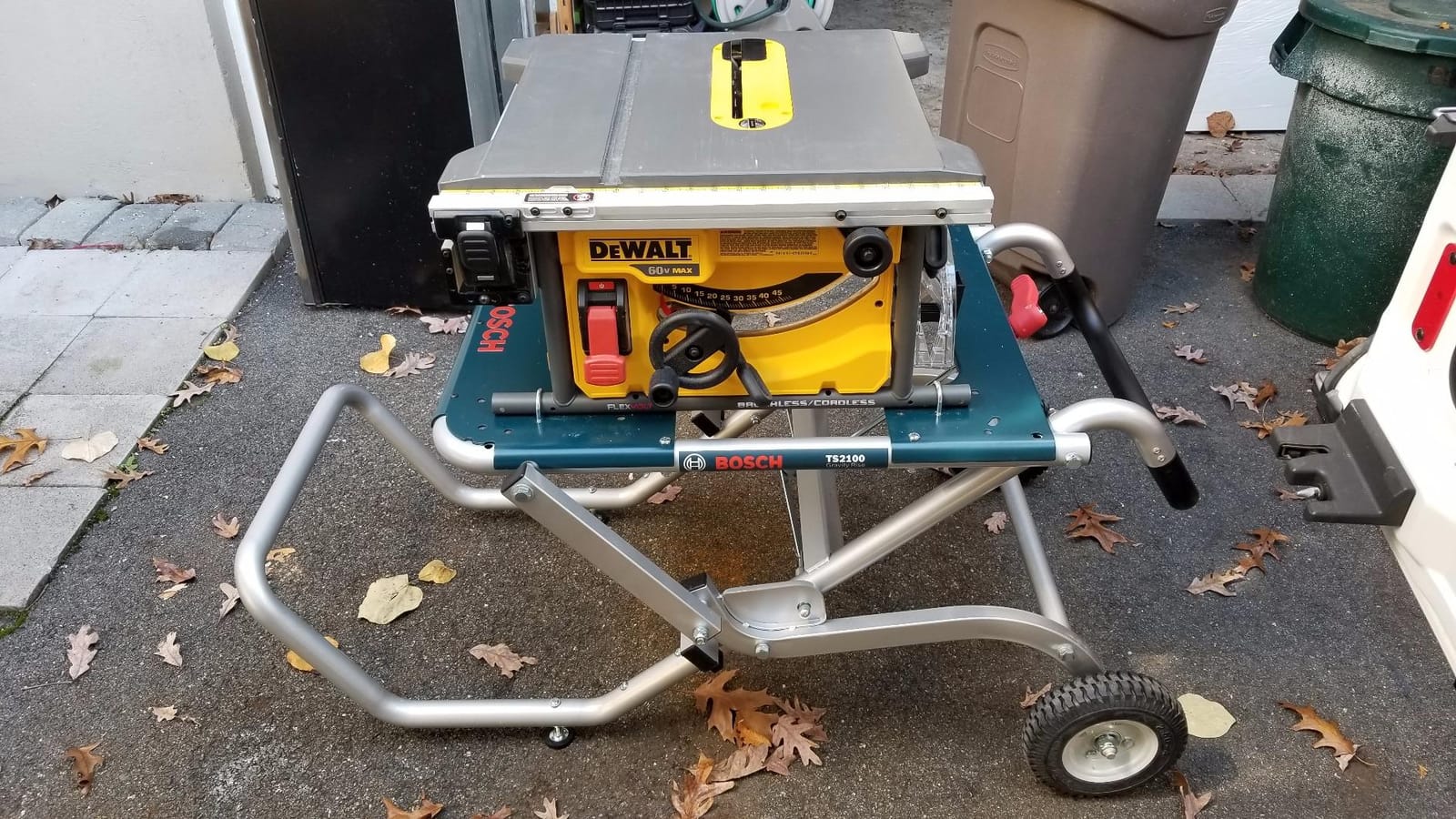 Bosch TS2100 Gravity-Rise Table Saw Stand for Saws customer photo 2