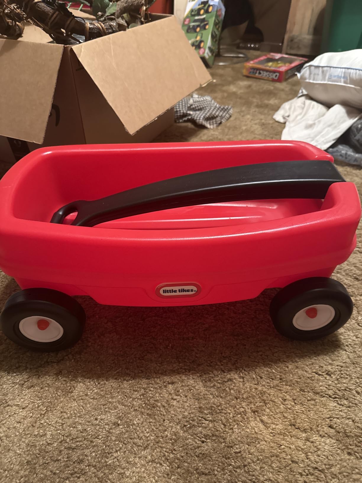 Little Tikes Lil' Wagon for Toddler Boys and Grils Ages 18 Months + customer photo 1