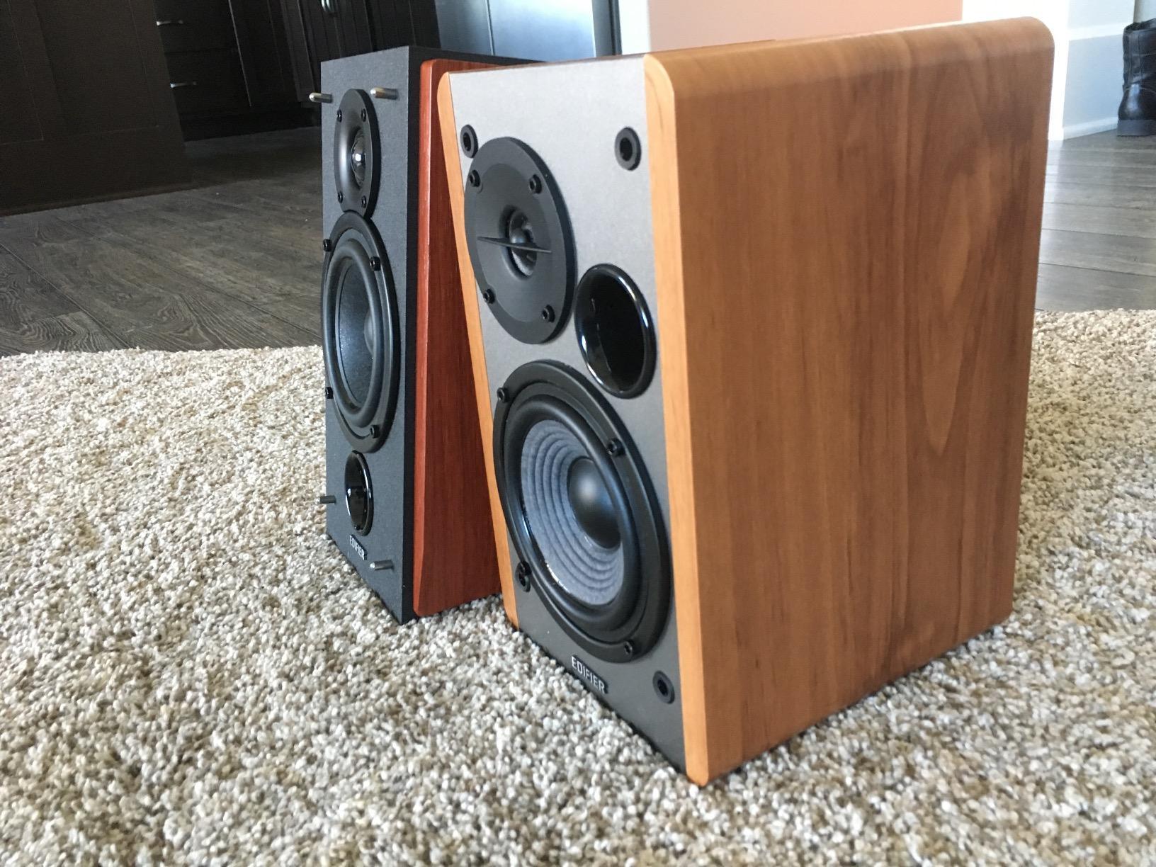 Edifier R1280T Powered Bookshelf Speakers - 2.0 Active Near Field Studio Monitor Speaker - Wooden Enclosure - 42 Watts RMS Power customer photo 1