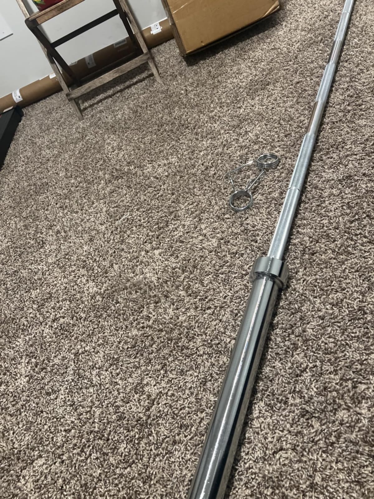 Yaheetech 7FT Olympic Barbell, 330LB Carbon Steel Weight Bar for Home Gym customer photo 2