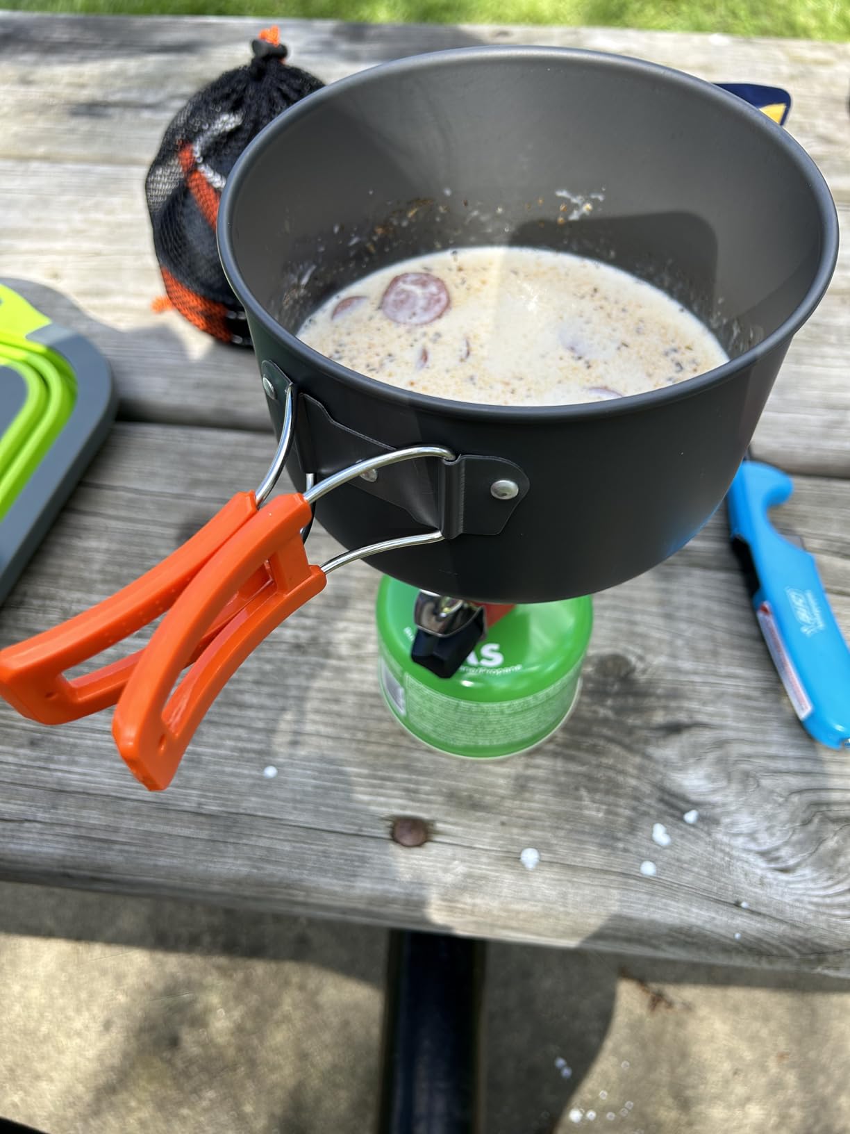 Coleman Classic 1-Burner Backpacking Stove, Portable Lightweight Camp Stove with Adjustable Burner & Pressure Control, 10,000 BTUs of Power for Camping, Backpacking, Tailgating, & More customer photo 1