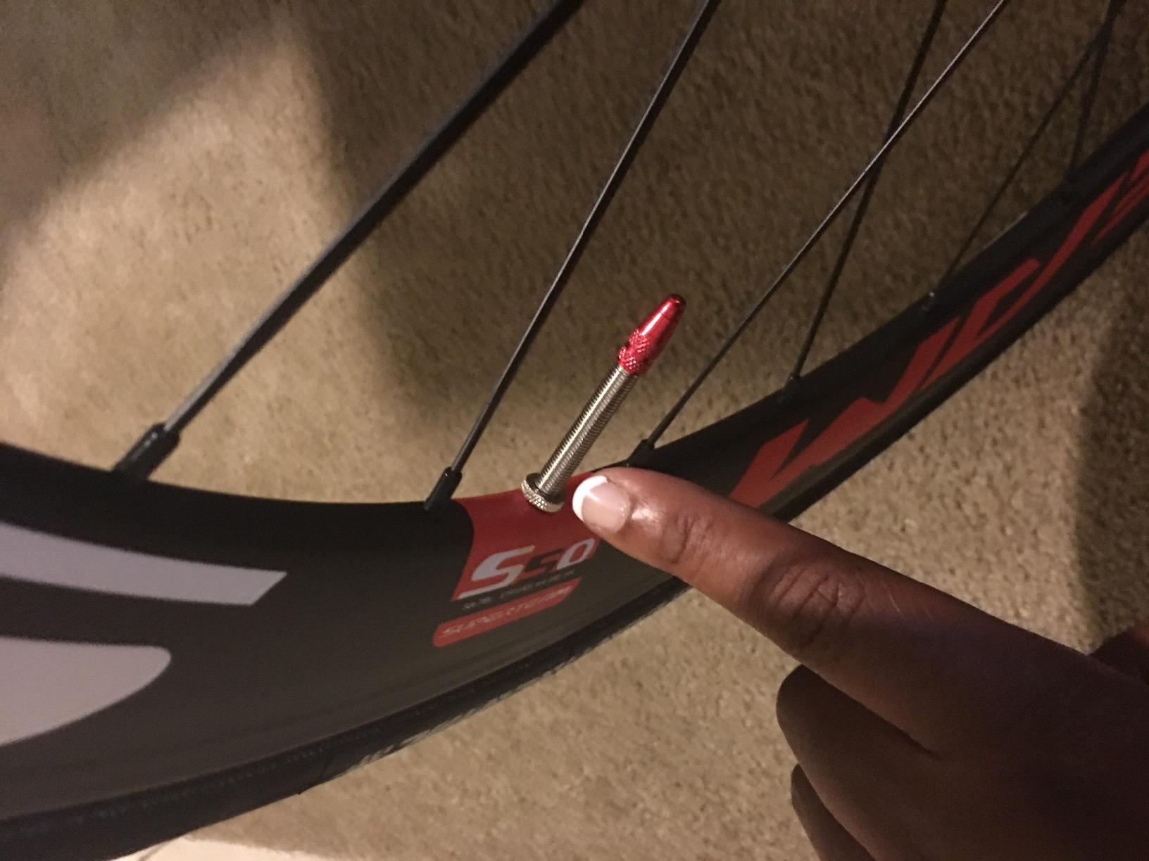 Superteam Carbon Fiber Road Bike Wheels 700C Clincher Wheelset 50mm Matte 23 Width customer photo 1