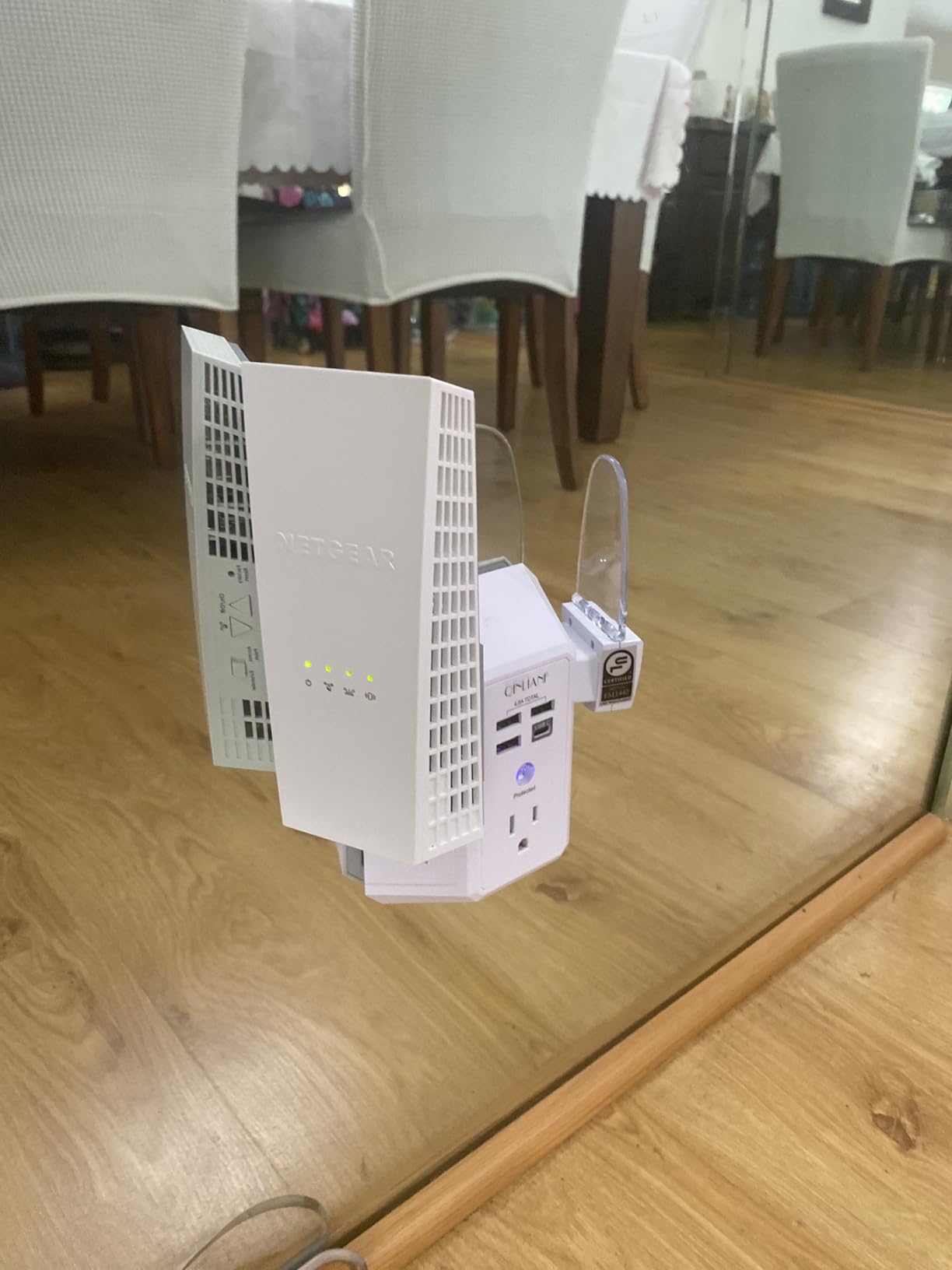 NETGEAR WiFi Mesh Range Extender (EX6400) - Add up to 2,100 sq. ft., 35 Devices - AC1900 Dual Band Wireless Signal Booster & Repeater (up to 1.9 Gbps Speed), Smart Roaming - Free Expert Help customer photo 2