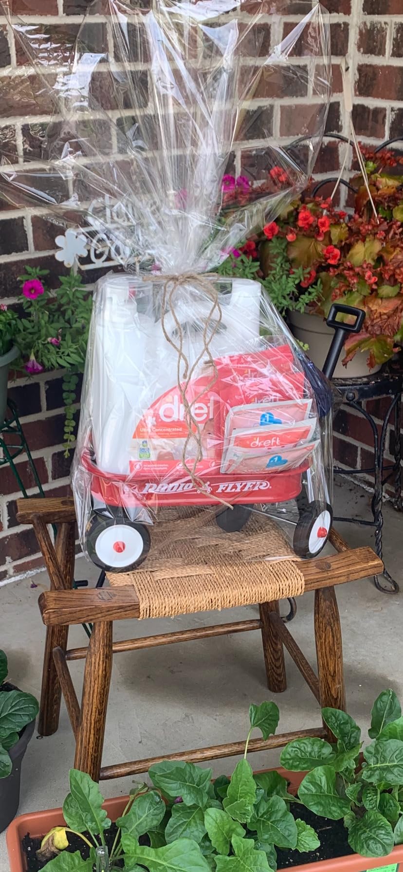 Radio Flyer Mini Classic Red Wagon, 16.5