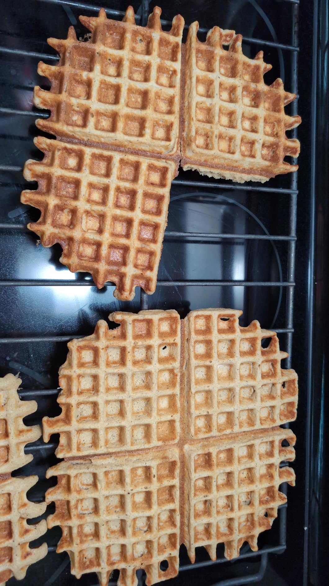KRUPS 4-Slice Belgian Waffle Maker, Stainless Steel, 5 Browning Levels, Audible Ready Beep, Removable Plates, 1200W, Silver/Black, Large Family Waffle Maker customer photo 2