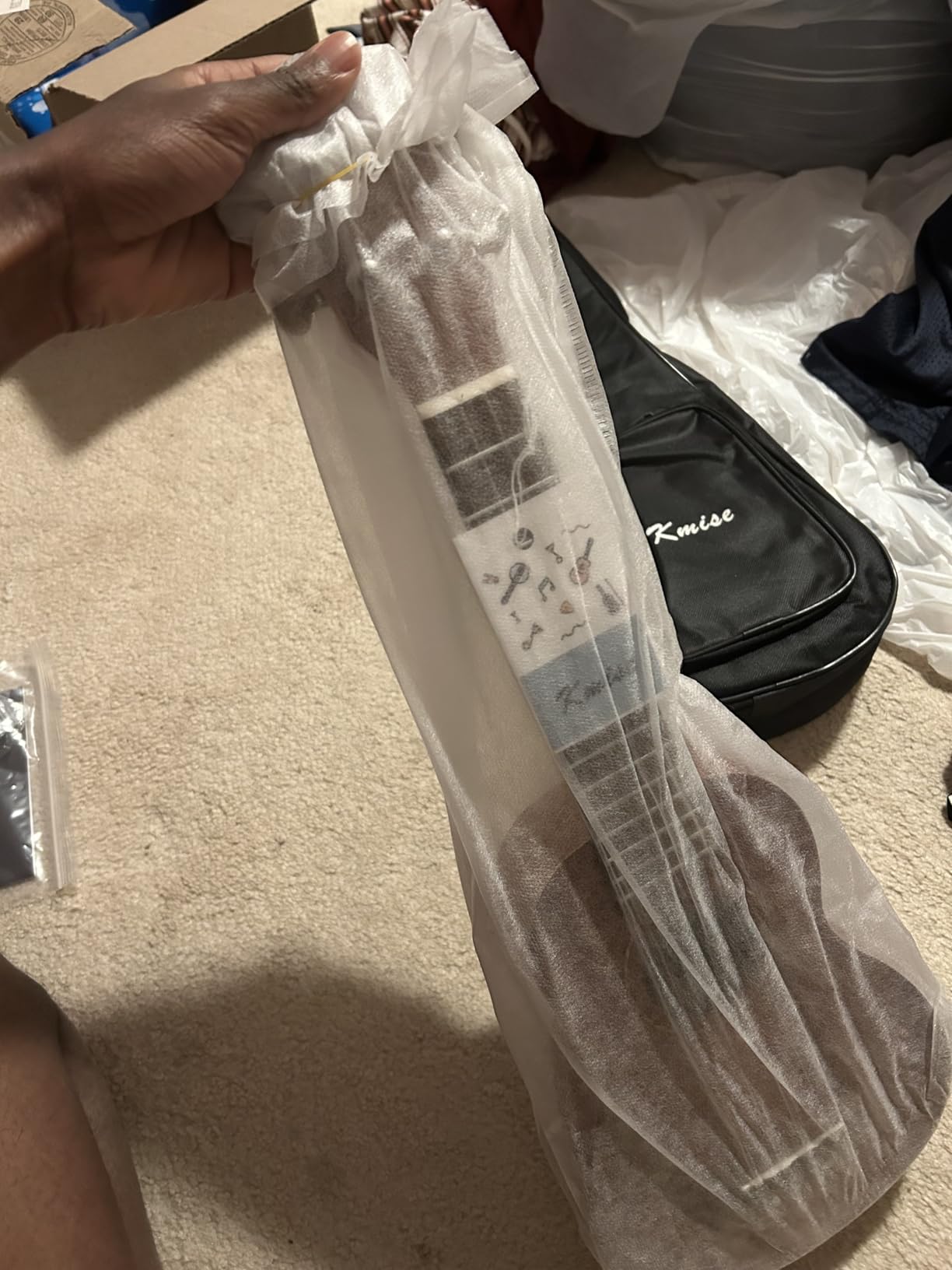 Kmise Concert Ukulele Uke Acoustic Hawaiian Guitar 23 Inch 18 Frets Mahagany With Ukelele Bag and Tuner customer photo 1