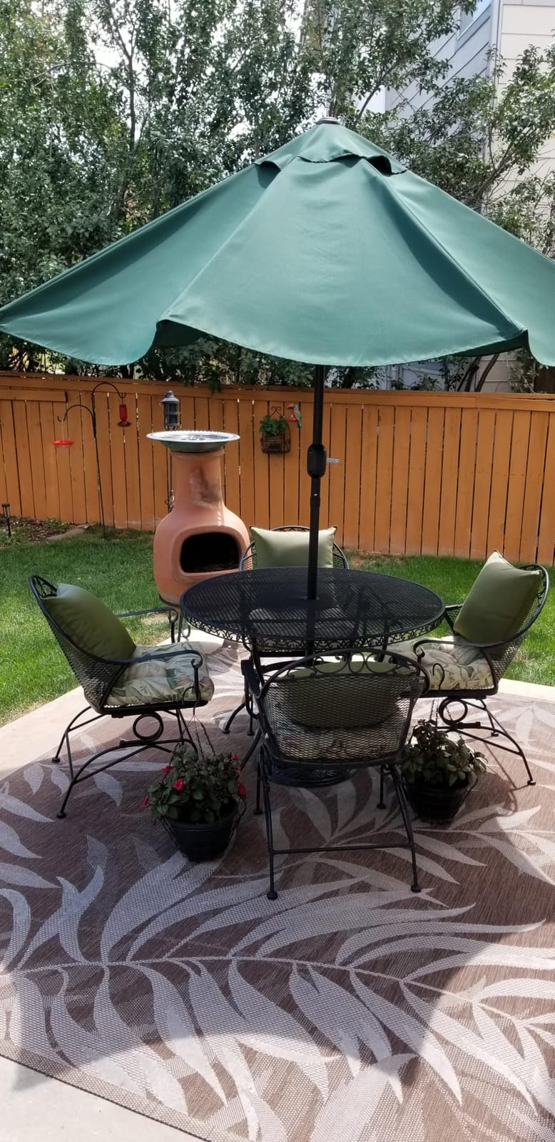 Sunnyglade 9' Patio Umbrella Outdoor Table Umbrella with 8 Ribs Red customer photo 1