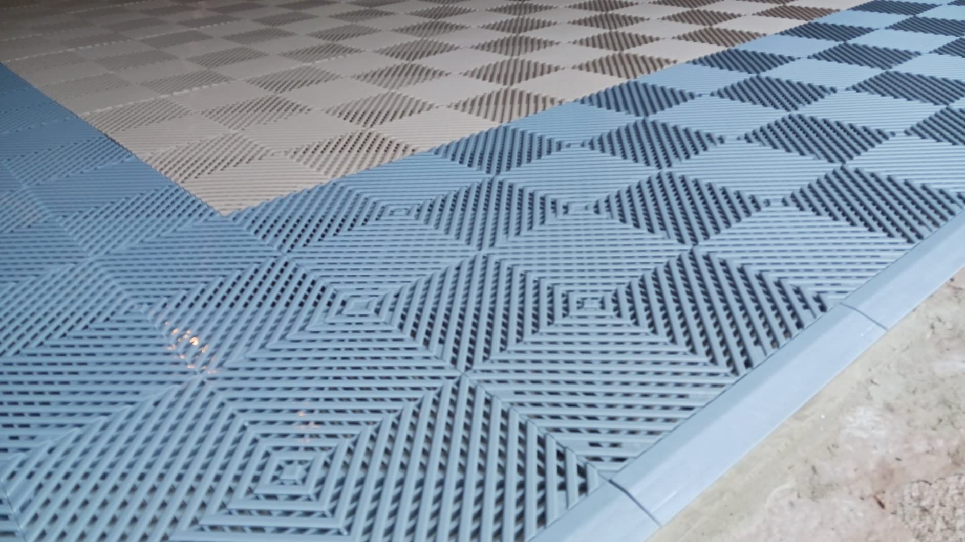Nitro Tiles Vented by FlooringInc 12