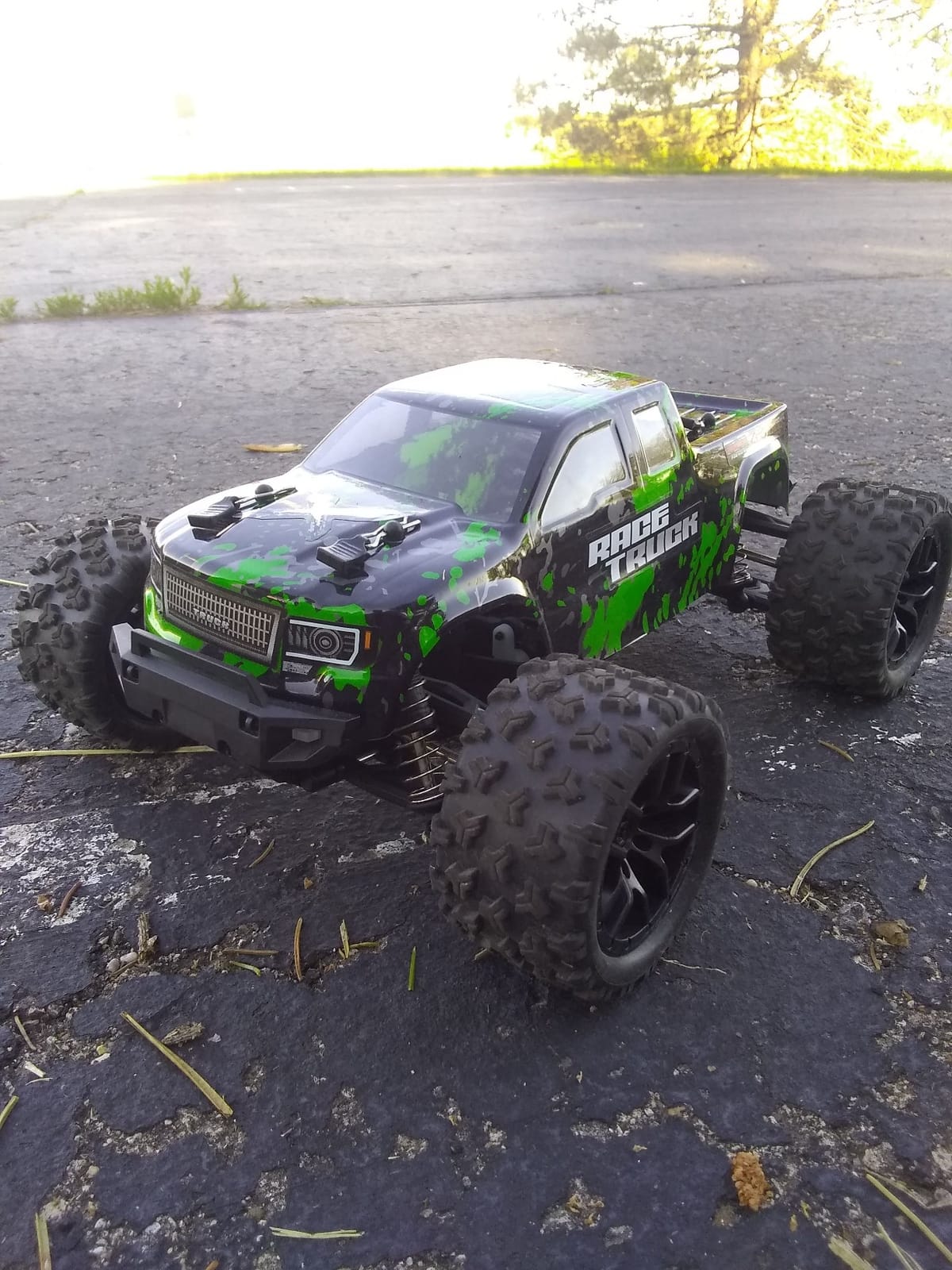 HAIBOXING 18859 1:18 Scale All Terrain RC Car, Hobby 4WD Remote Control Car customer photo 2
