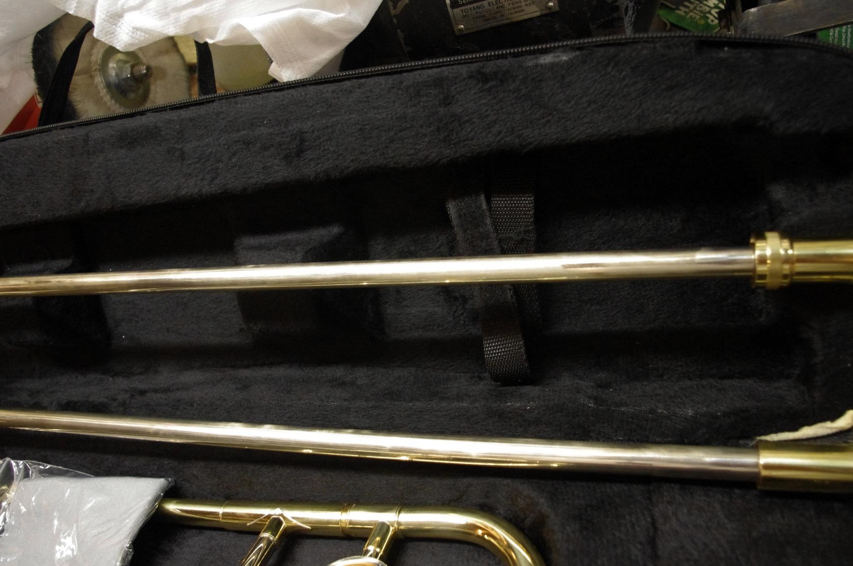 Costzon B Flat Tenor Slide Trombone Brass (Gold) customer photo 1