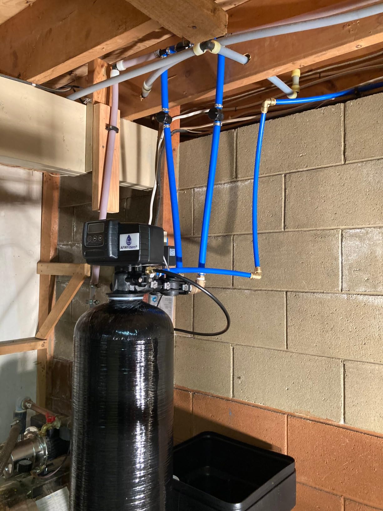 AFWFilters Fleck IRON Pro 2 AFW Filters Combination Water Softener Iron Filter 5600SXT Digital Metered Valve for Whole House (48,000 Grains, Black) customer photo 2