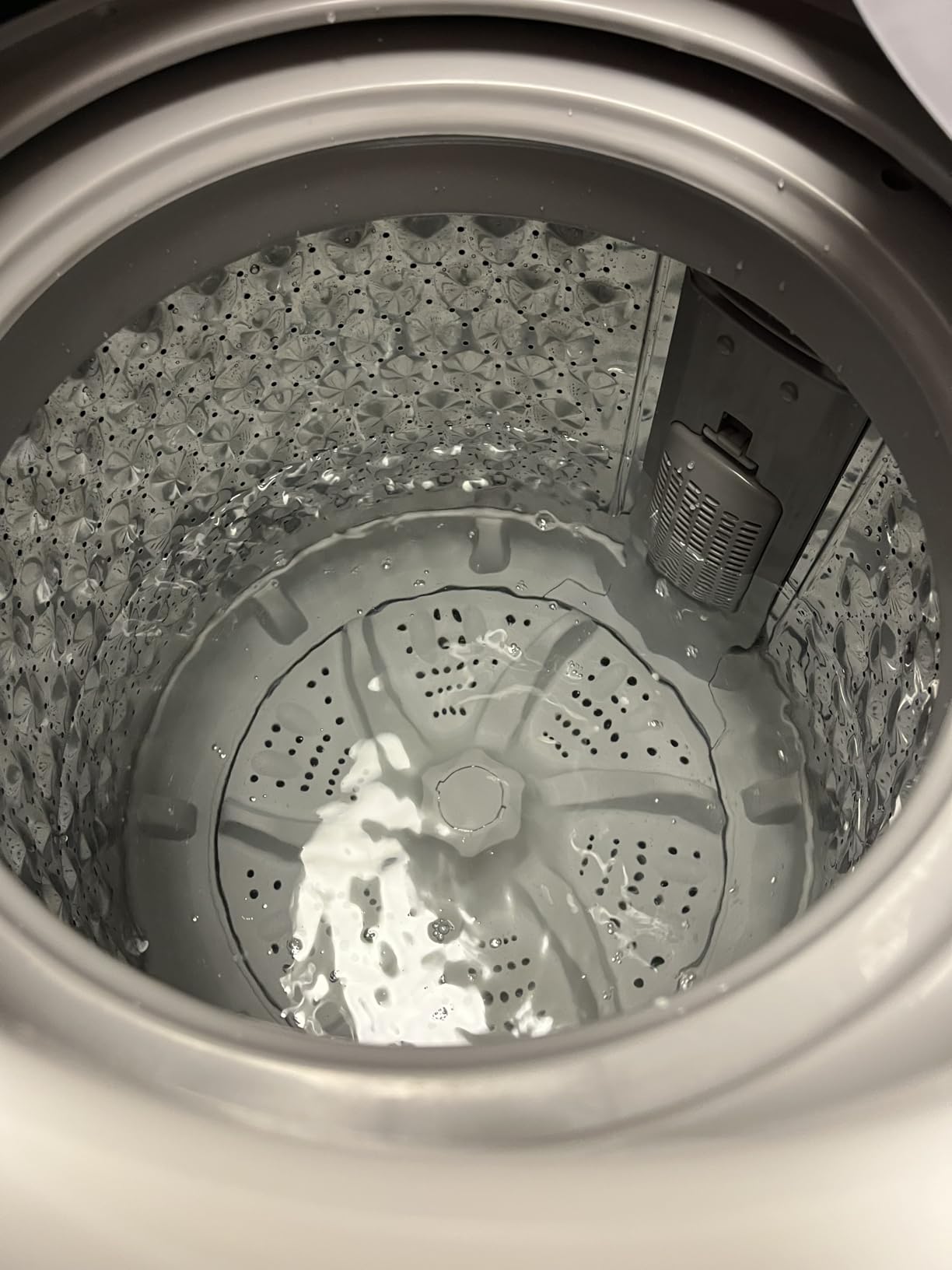 BLACK+DECKER 0.9 Cu. Ft. Portable Washer, 6.6 lb. Capacity, BPWM09W, White customer photo 2