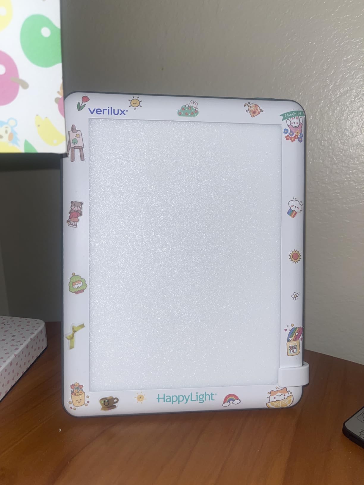 Verilux HappyLight Lucent Light Therapy Lamp, 10,000 Lux, UV-Free LED customer photo 2