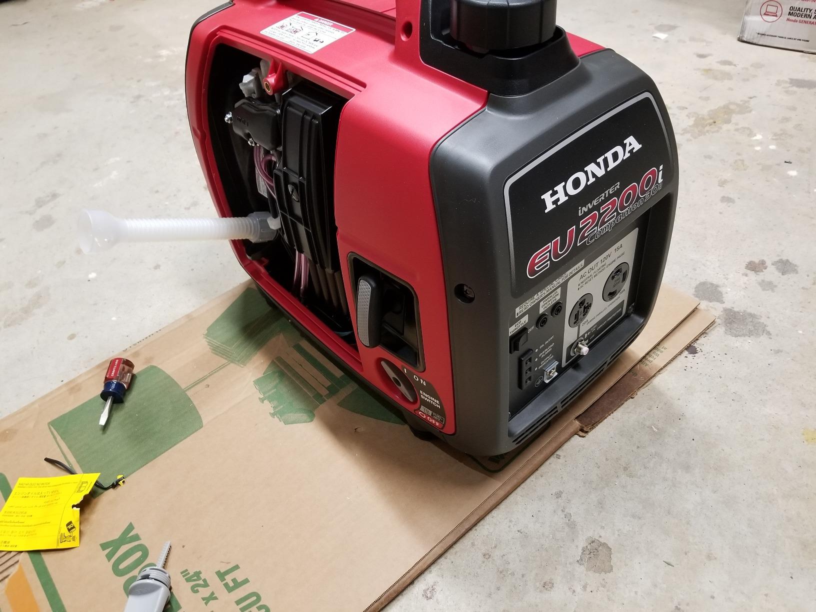 Honda EU2200i Companion 2200 Watt Inverter Generator (EU2200ITAN1) | Super Quiet 120V Gas Powered Portable Generator for Camping or RV Backup Power Supply, Up to 8.1 Hour Run Time customer photo 1