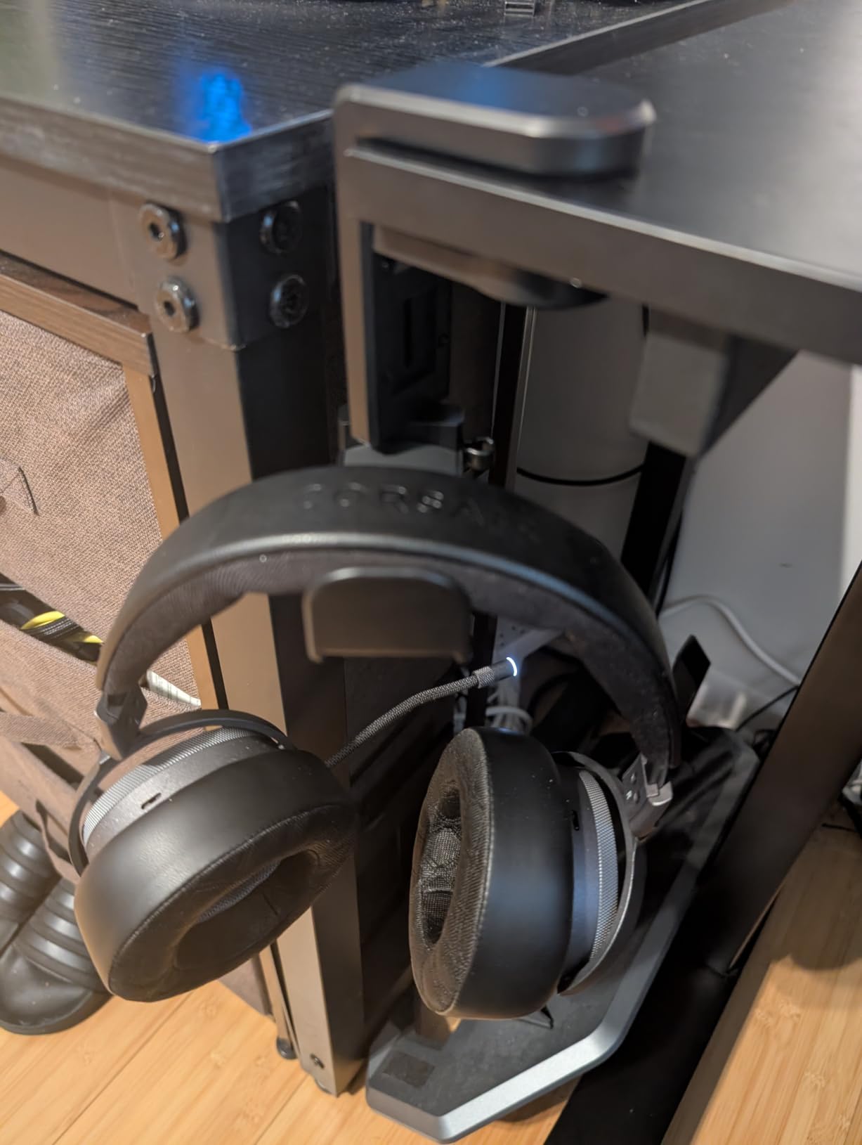 EURPMASK Rotating Headphone Stand, Adjustable Clamp-on Headset Holder Hanger | 360 Degree Swivel, Headset Hook Under Desk, No Residue, Cable Organizer, Soft Rubber Pads, Keep Headphones Secure & Desk Tidy, Black customer photo 2